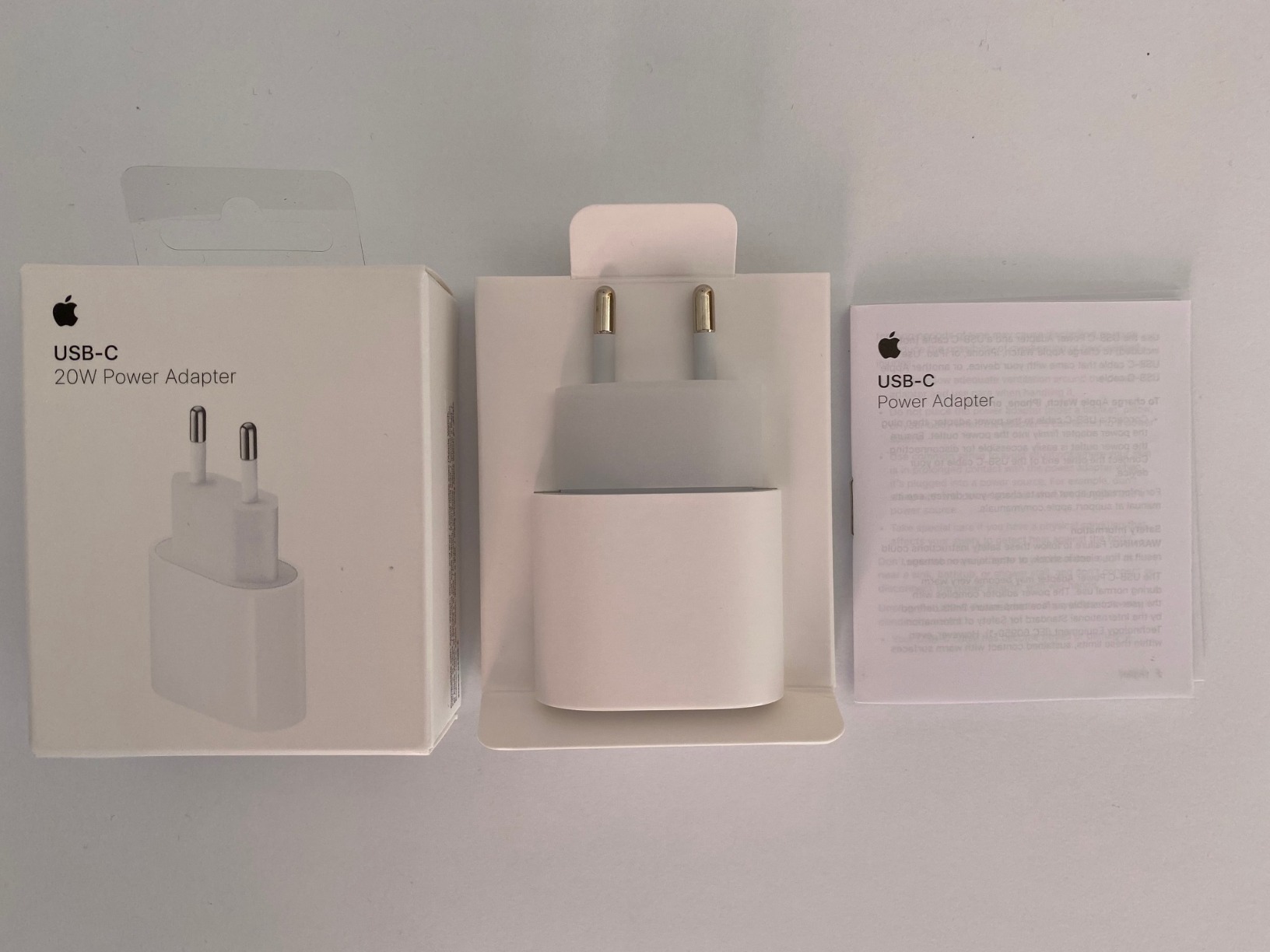 Apple 20W USB-C Power Adapter Ladegerät Weiss