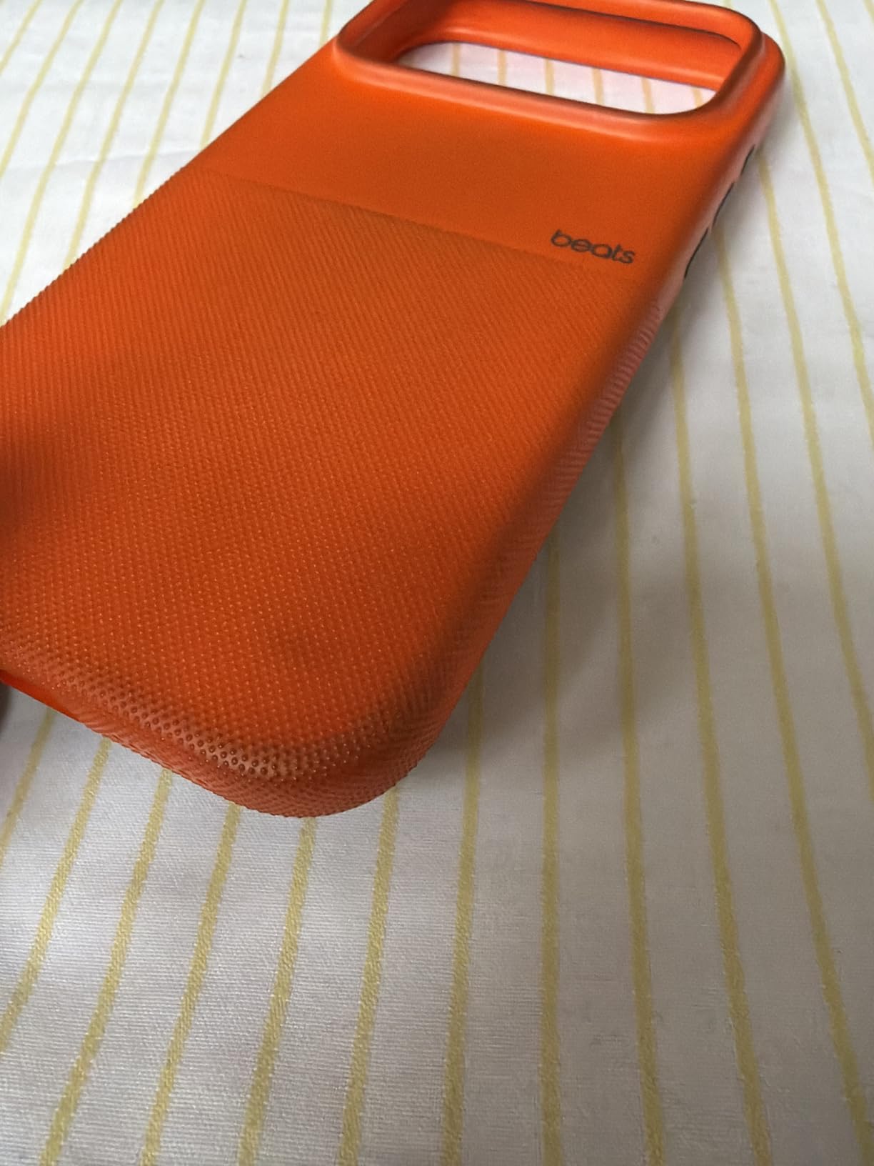 Beats iPhone 17 Rugged Case MagSafe Hülle Alpengrau
