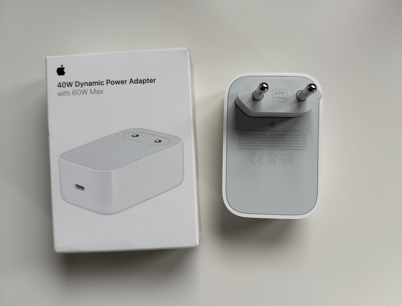 Apple 40W Dynamic Power Adapter USB-C Ladegerät 60W