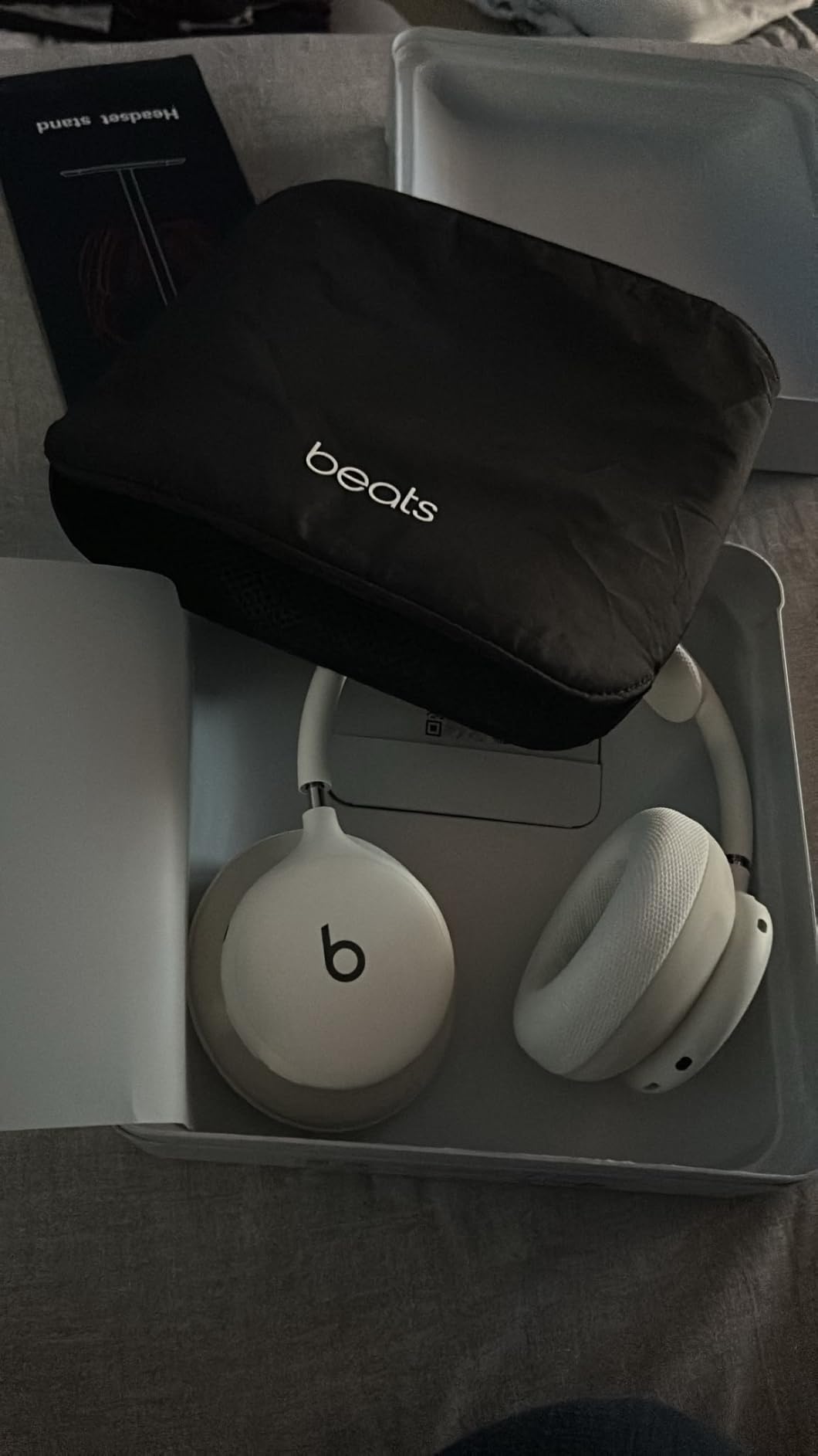 Beats 360 Over-Ear Kopfhörer ANC Wolke Strick-Polster