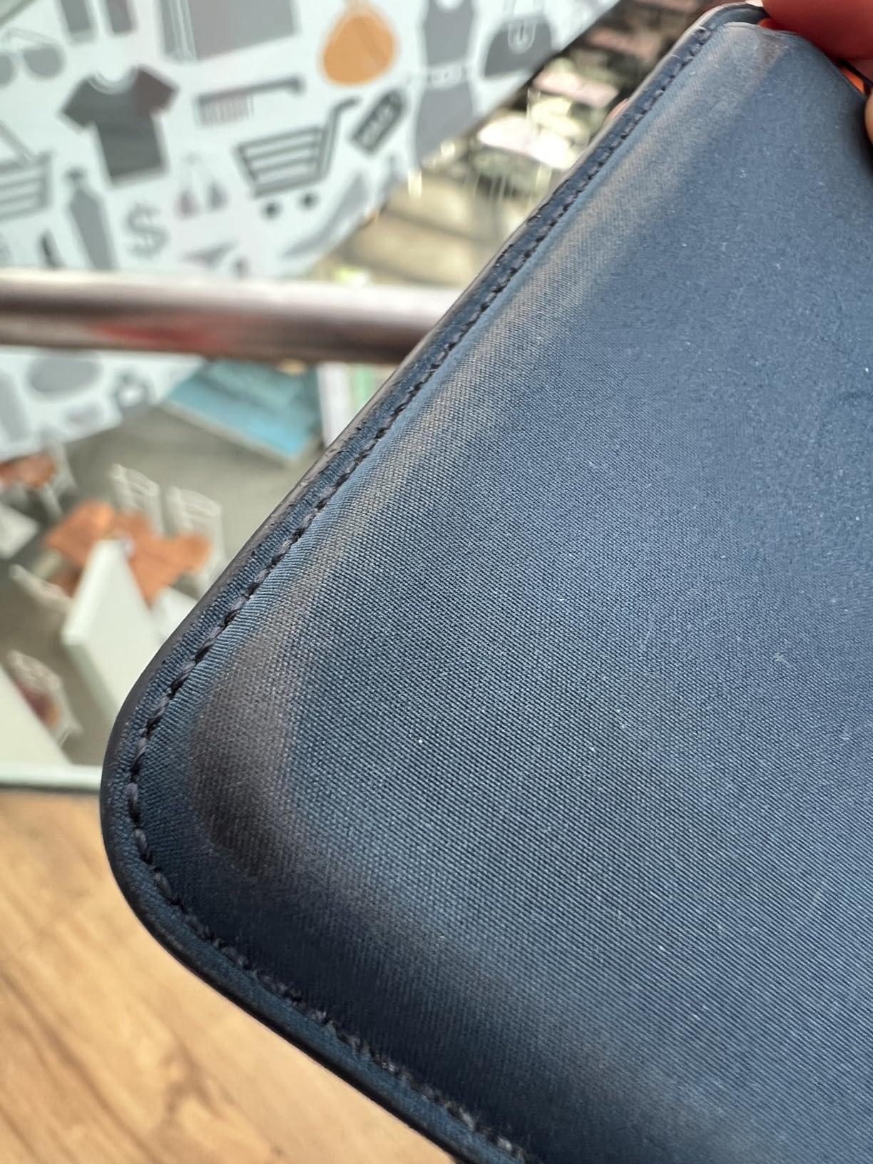 Apple iPhone Feingewebe Wallet MagSafe Schwarz Kartenetui