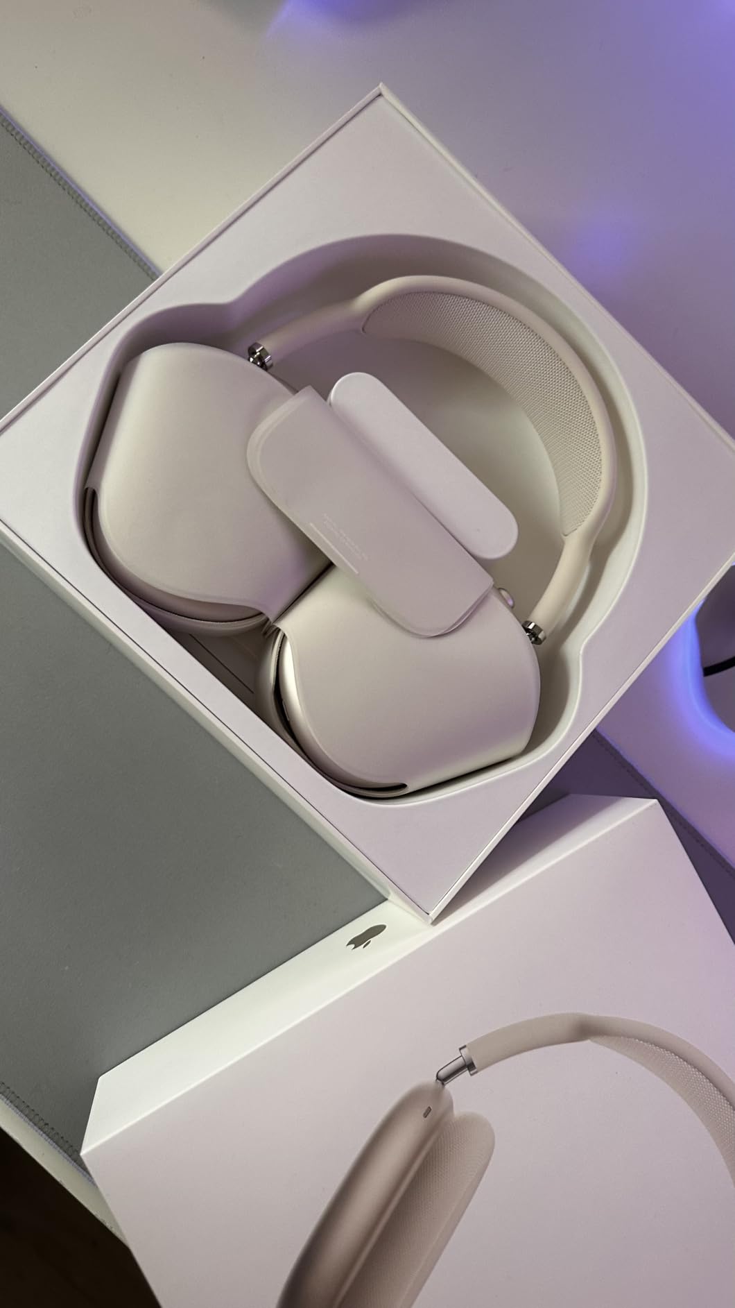 Apple AirPods Max Over-Ear Kopfhörer Blau USB-C ANC