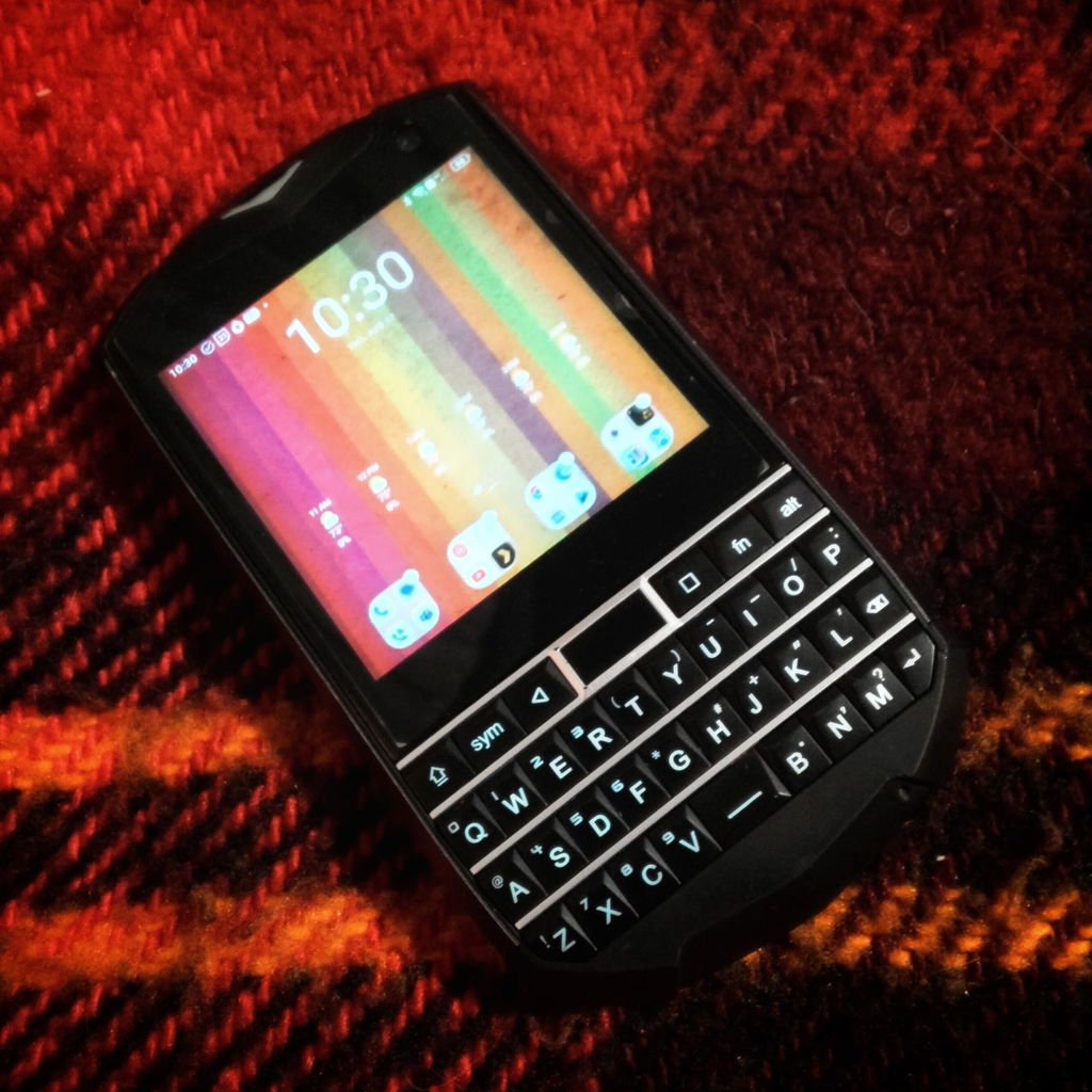 Unihertz Titan Pocket QWERTY Handy 3,1 Zoll Android 11