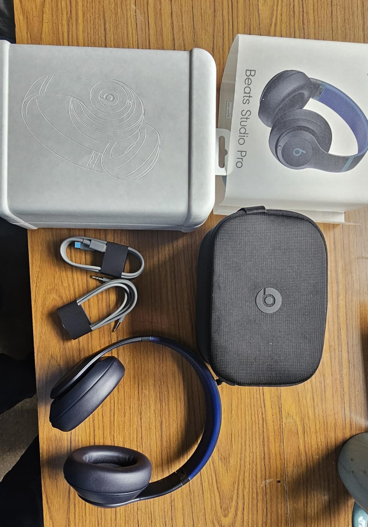 Beats Studio Pro Bluetooth Kopfhörer ANC Espresso