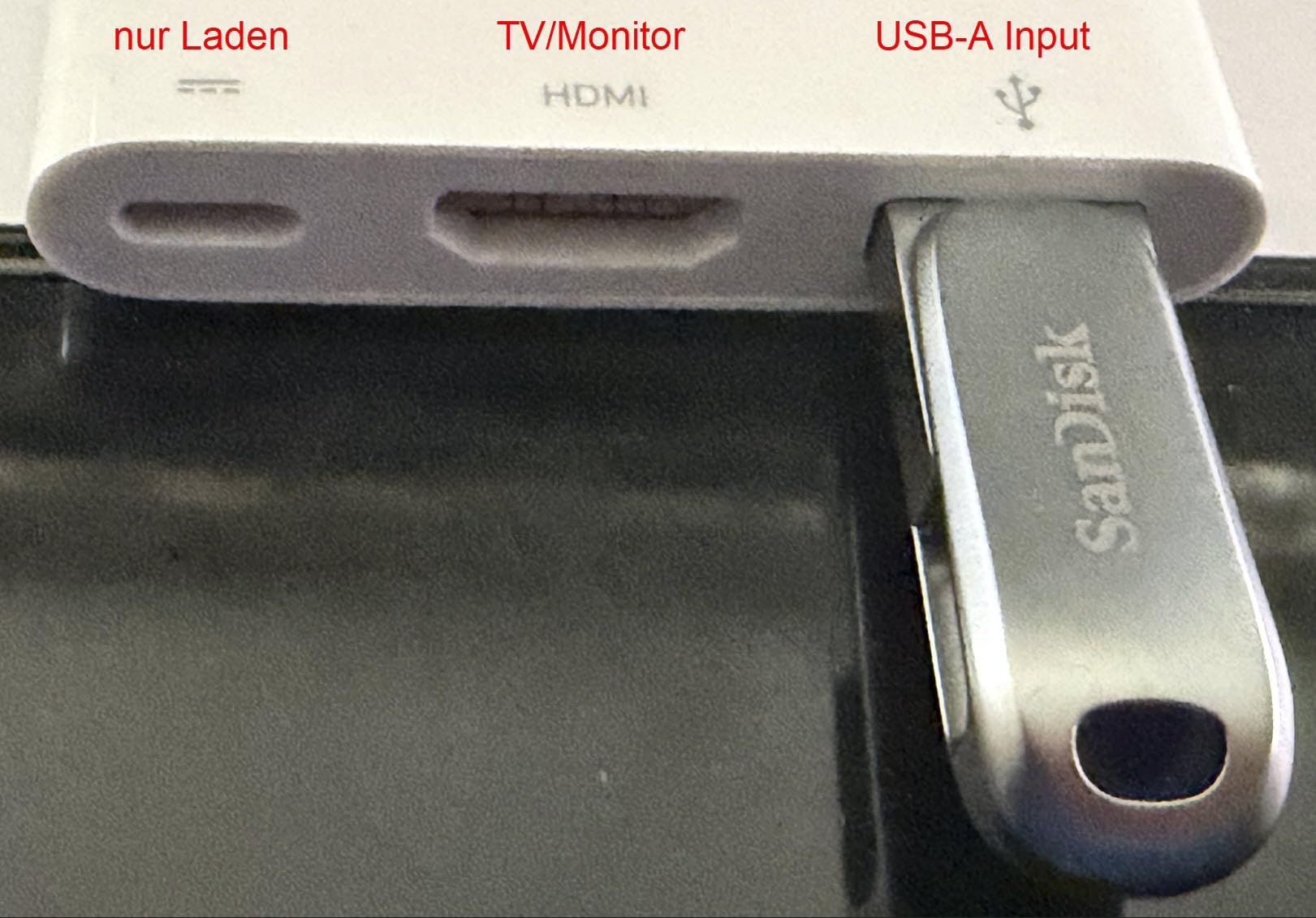 Apple USB-C Digital AV Multiport Adapter HDMI