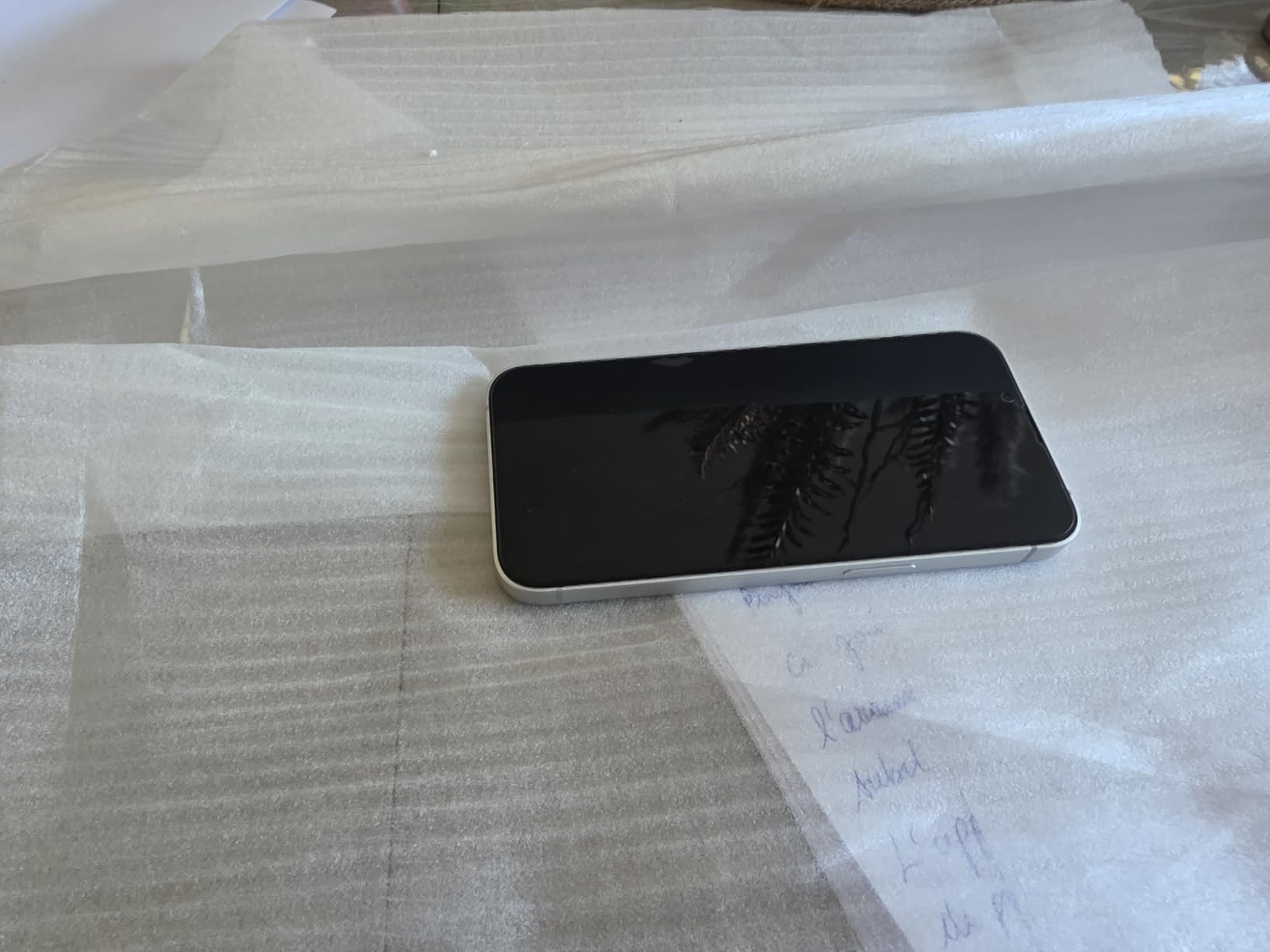 Apple iPhone 16e 256GB Smartphone Weiß