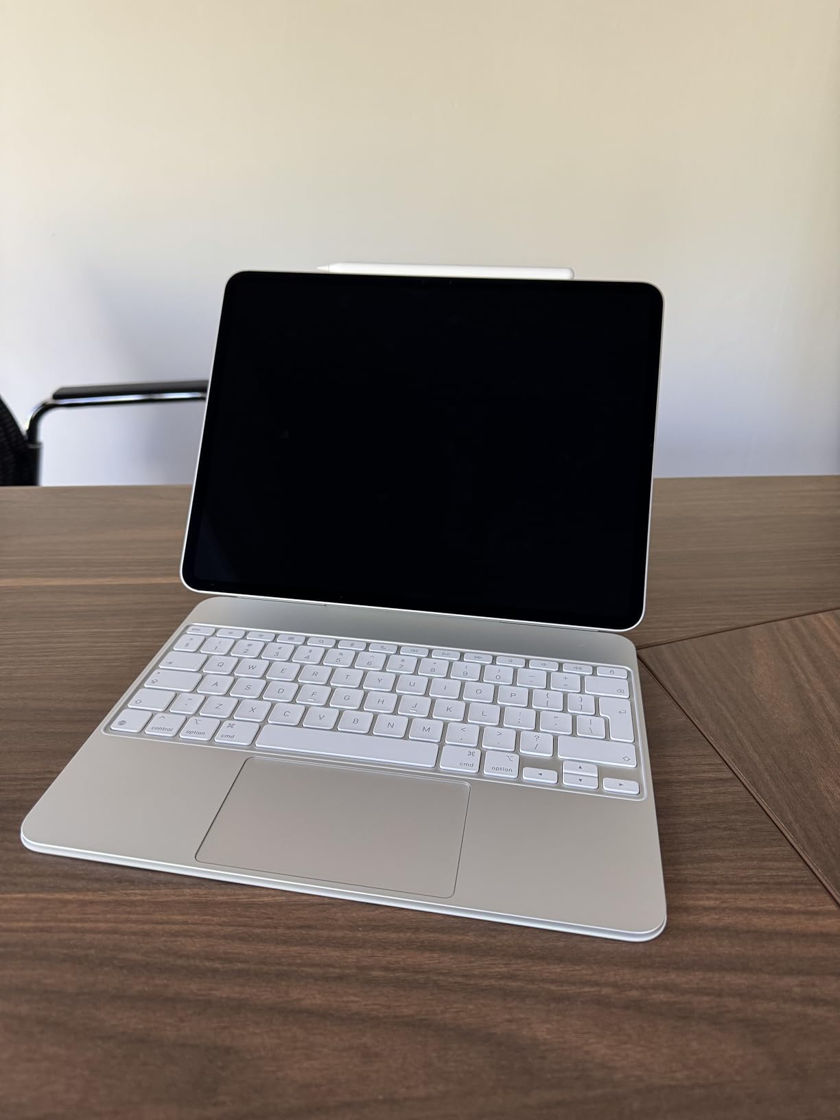Apple iPad Magic Keyboard 13 Zoll iPad Pro M4 Tastatur Schwarz