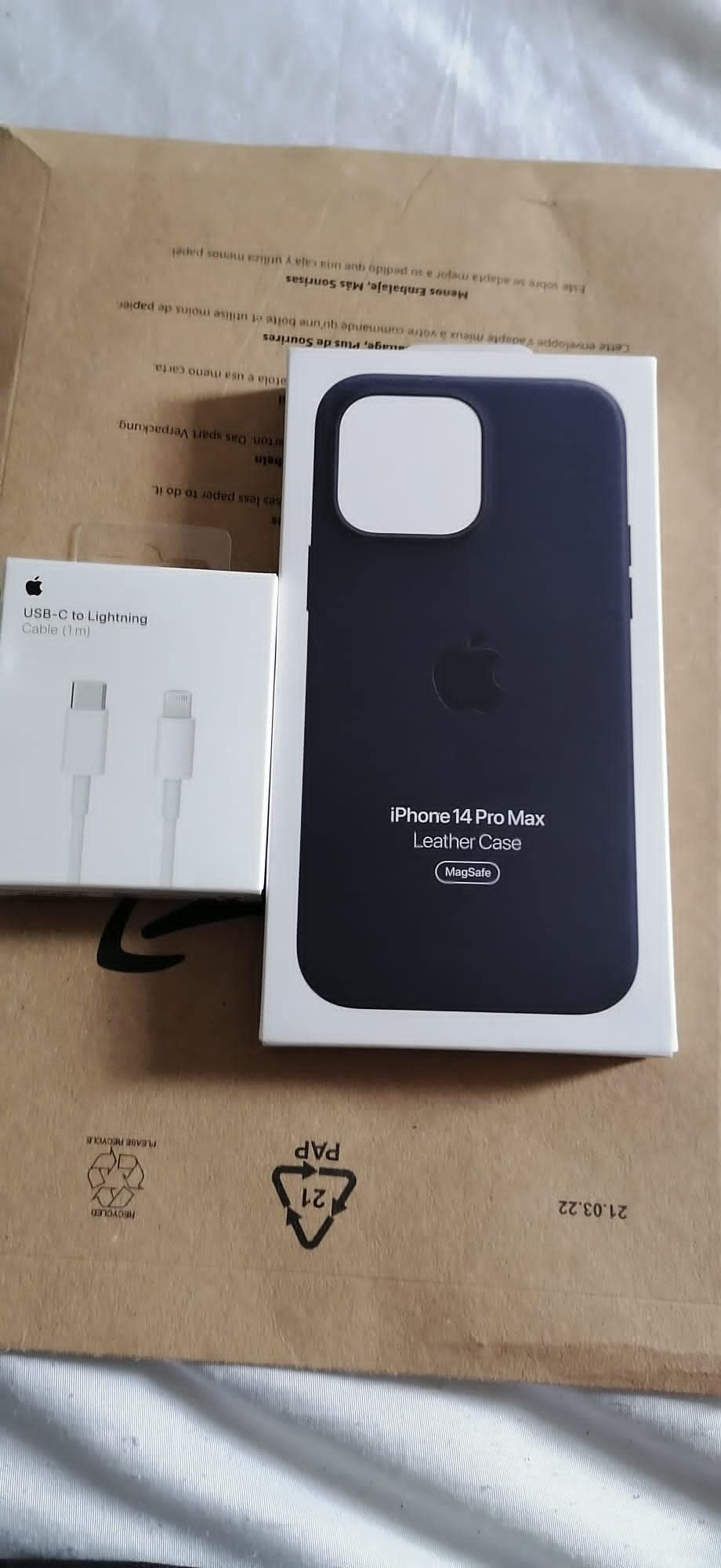 Apple iPhone 14 Pro Max Leder Case Hülle Waldgrün MagSafe