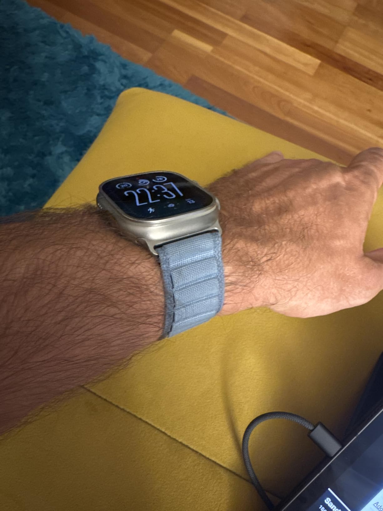 Apple Alpine Loop Armband 49 mm Schwarz M Textil