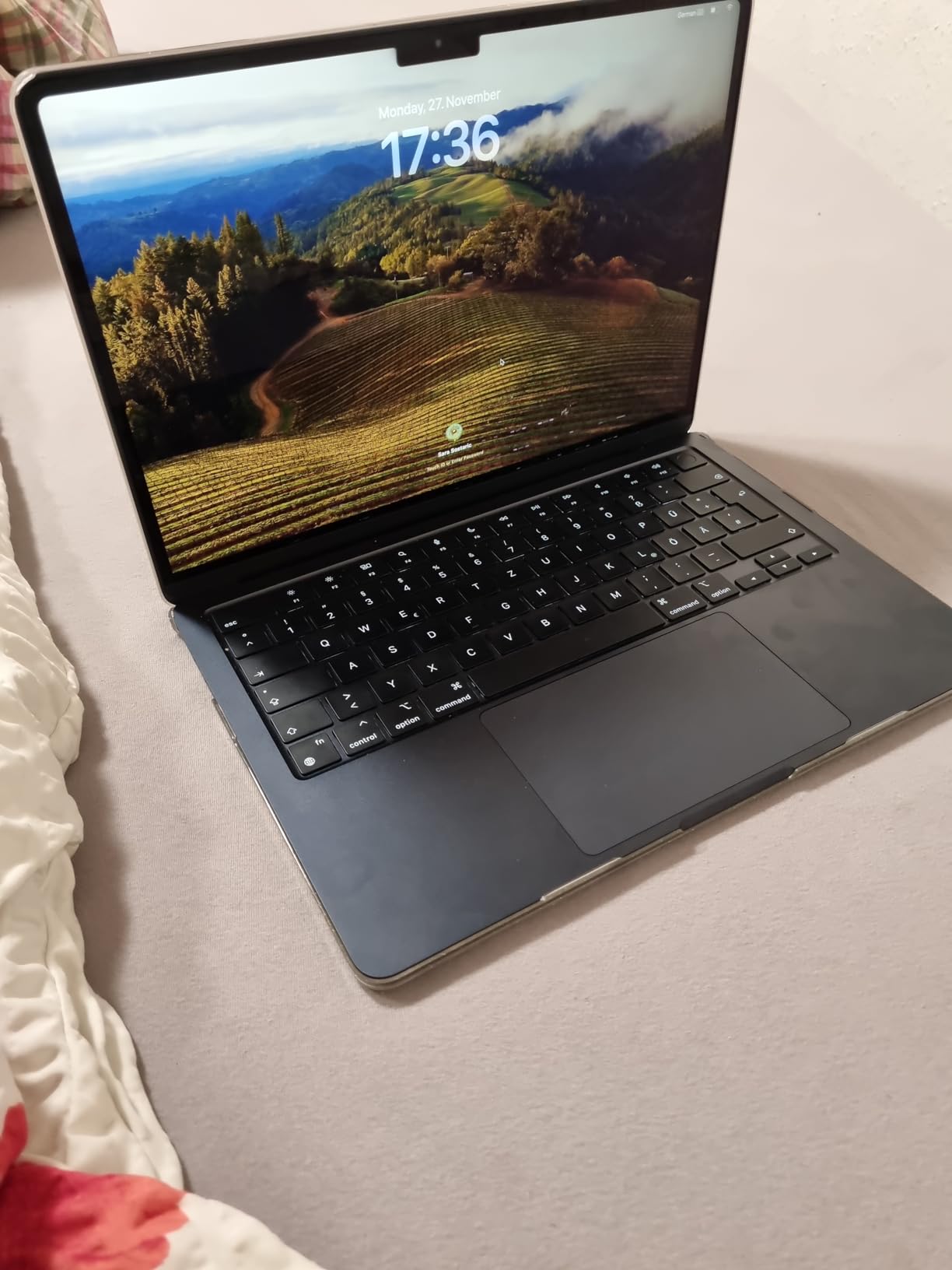 Apple MacBook Air M2 13,6" Laptop Space Grau 512 GB