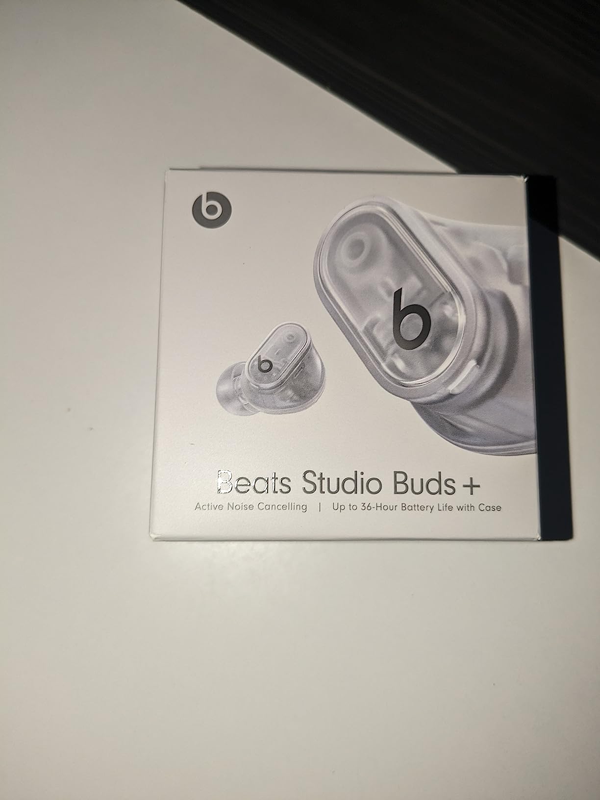 Beats Studio Buds + Kopfhörer Cremeweiß ANC
