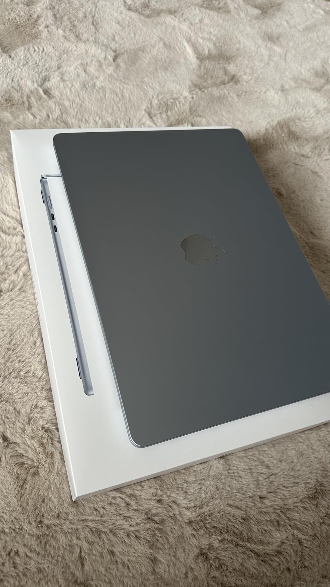 Apple MacBook Air 15 M4 16GB 256GB Laptop Himmelblau