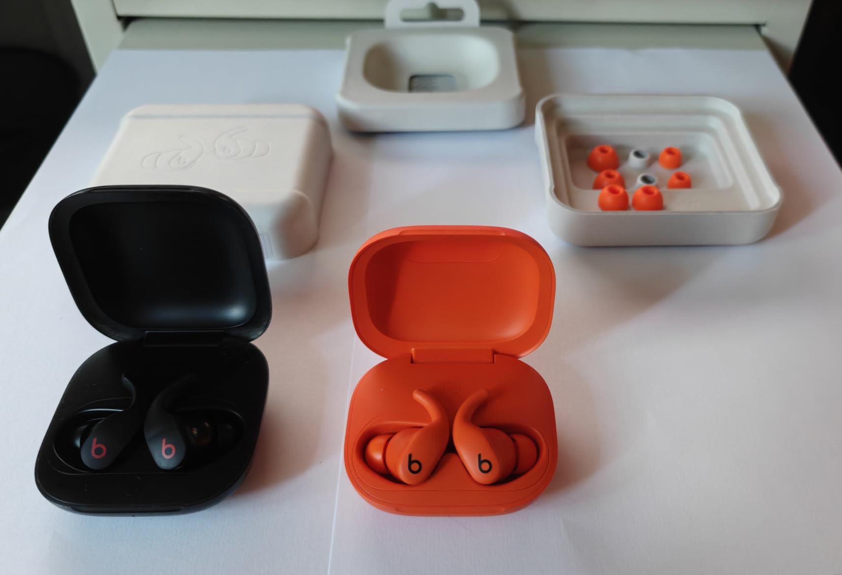 Beats Powerbeats Fit In-Ear Kopfhörer Diamantschwarz ANC