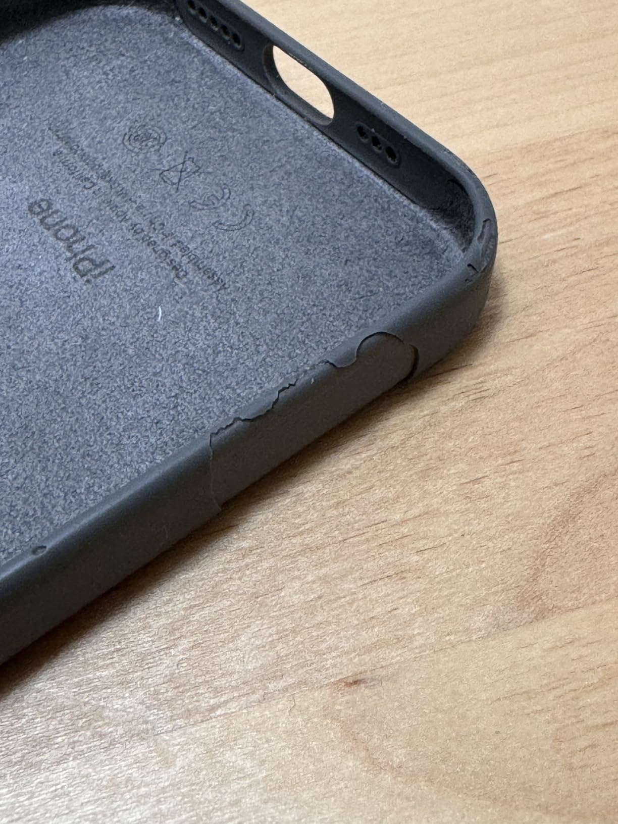 Apple iPhone 15 Pro Silikon Case MagSafe Tonbraun Hülle