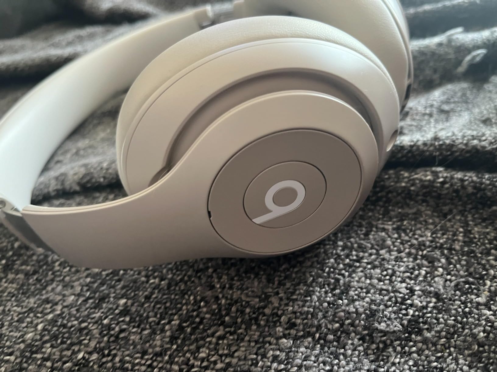 Beats Studio Pro Bluetooth Kopfhörer ANC Espresso