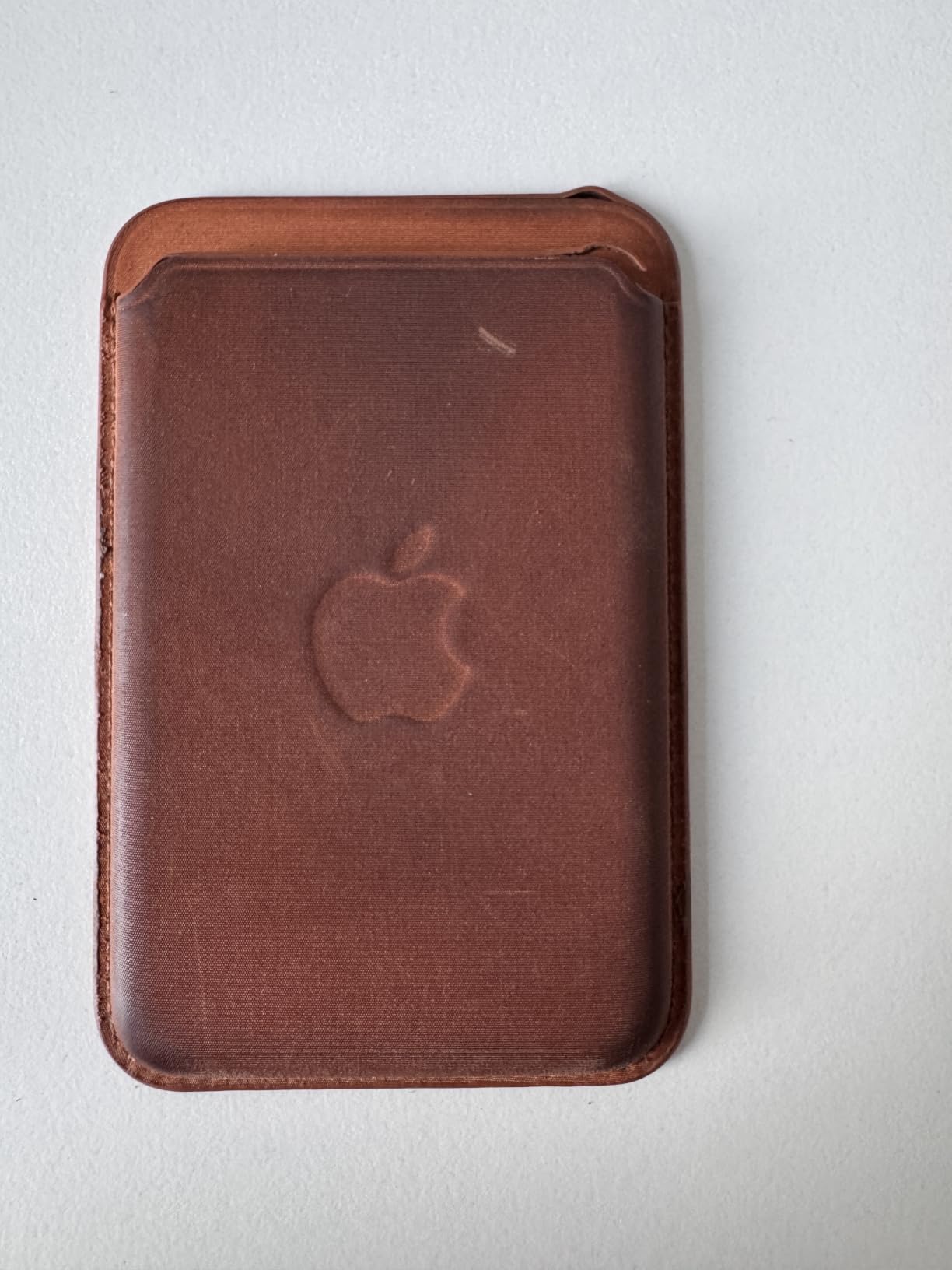 Apple iPhone Wallet Kartenetui MagSafe Brombeere
