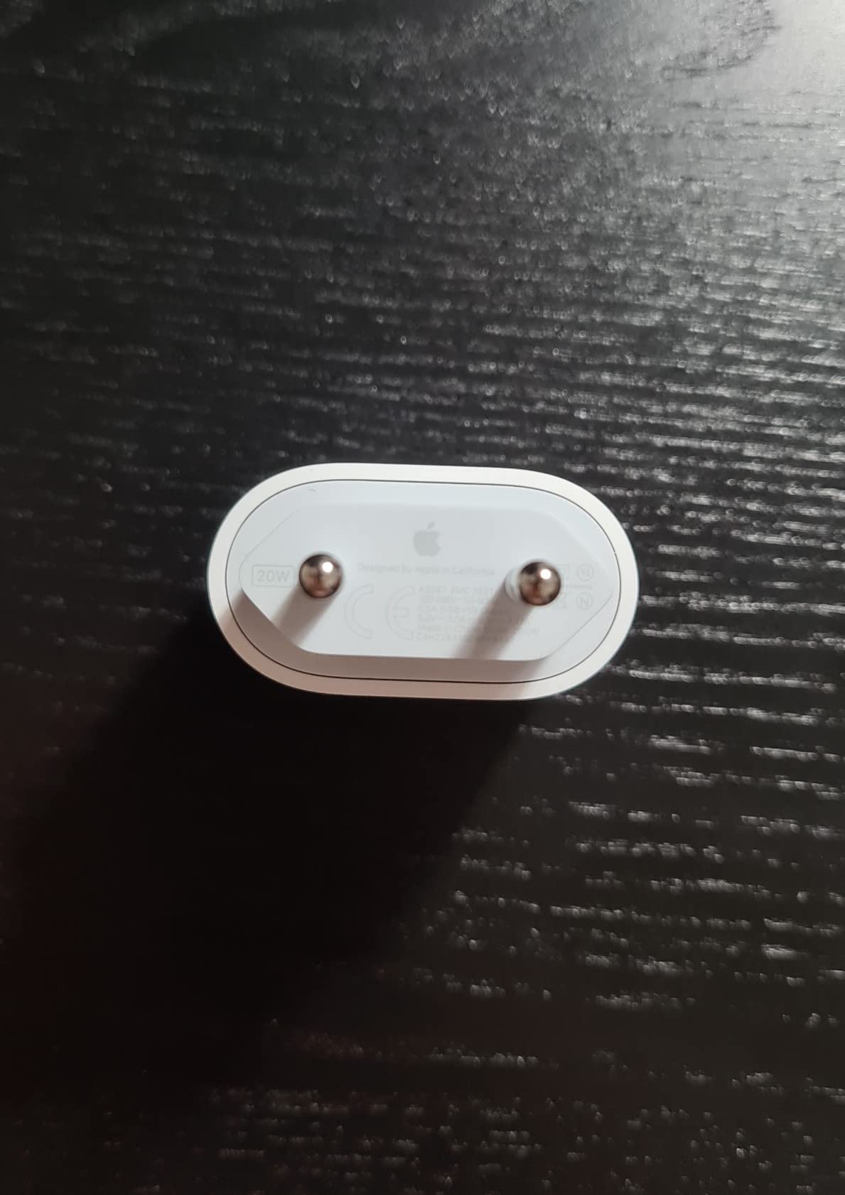 Apple 20W USB-C Power Adapter Ladegerät Weiss