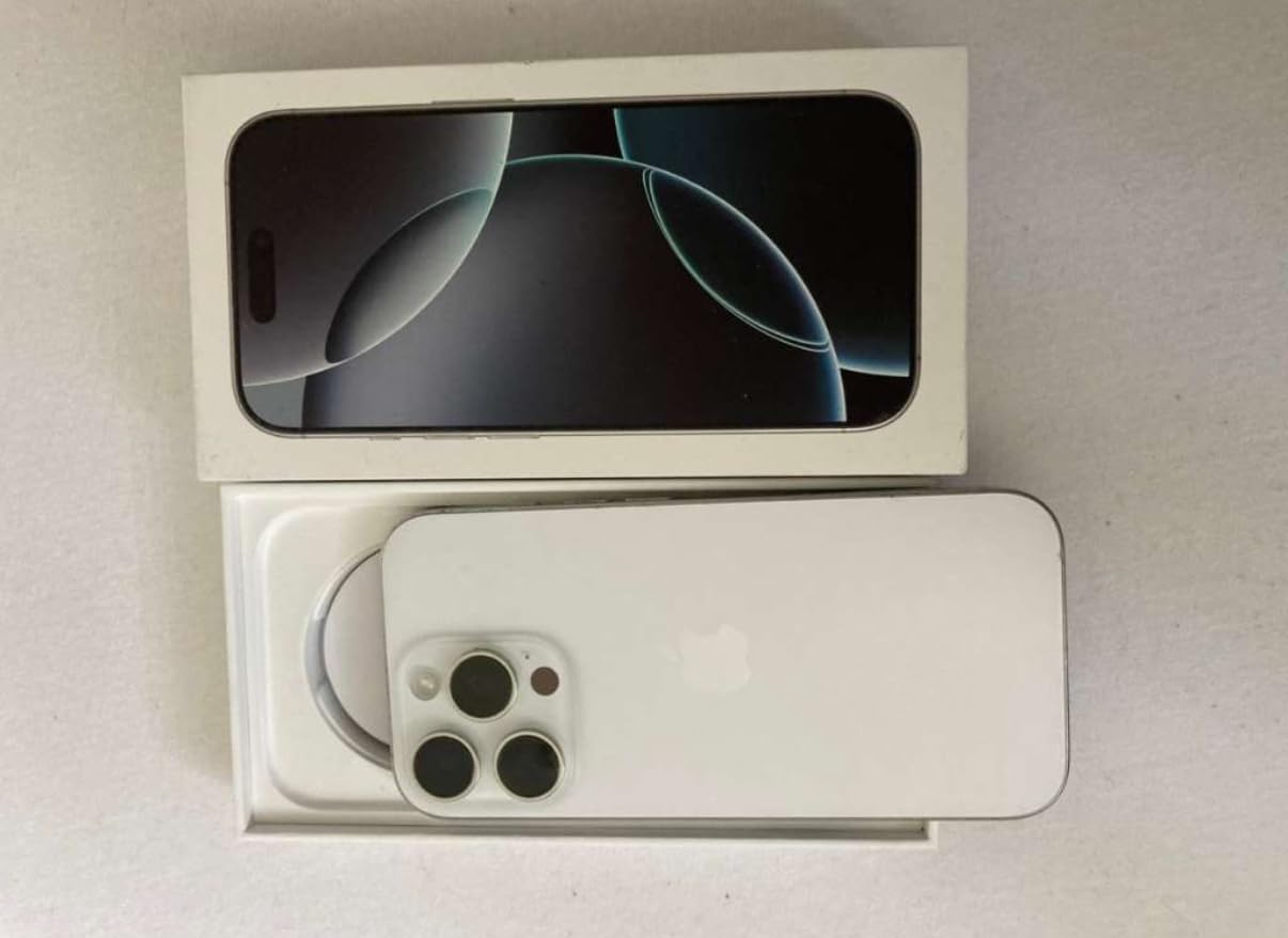 Apple iPhone 16 Pro Smartphone 256 GB Titan Schwarz 5G