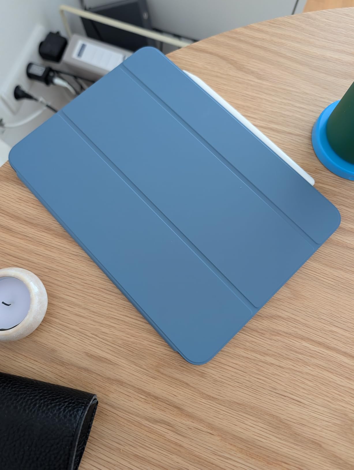 Apple Smart Folio 11 iPad Pro M4 Hülle Weiß