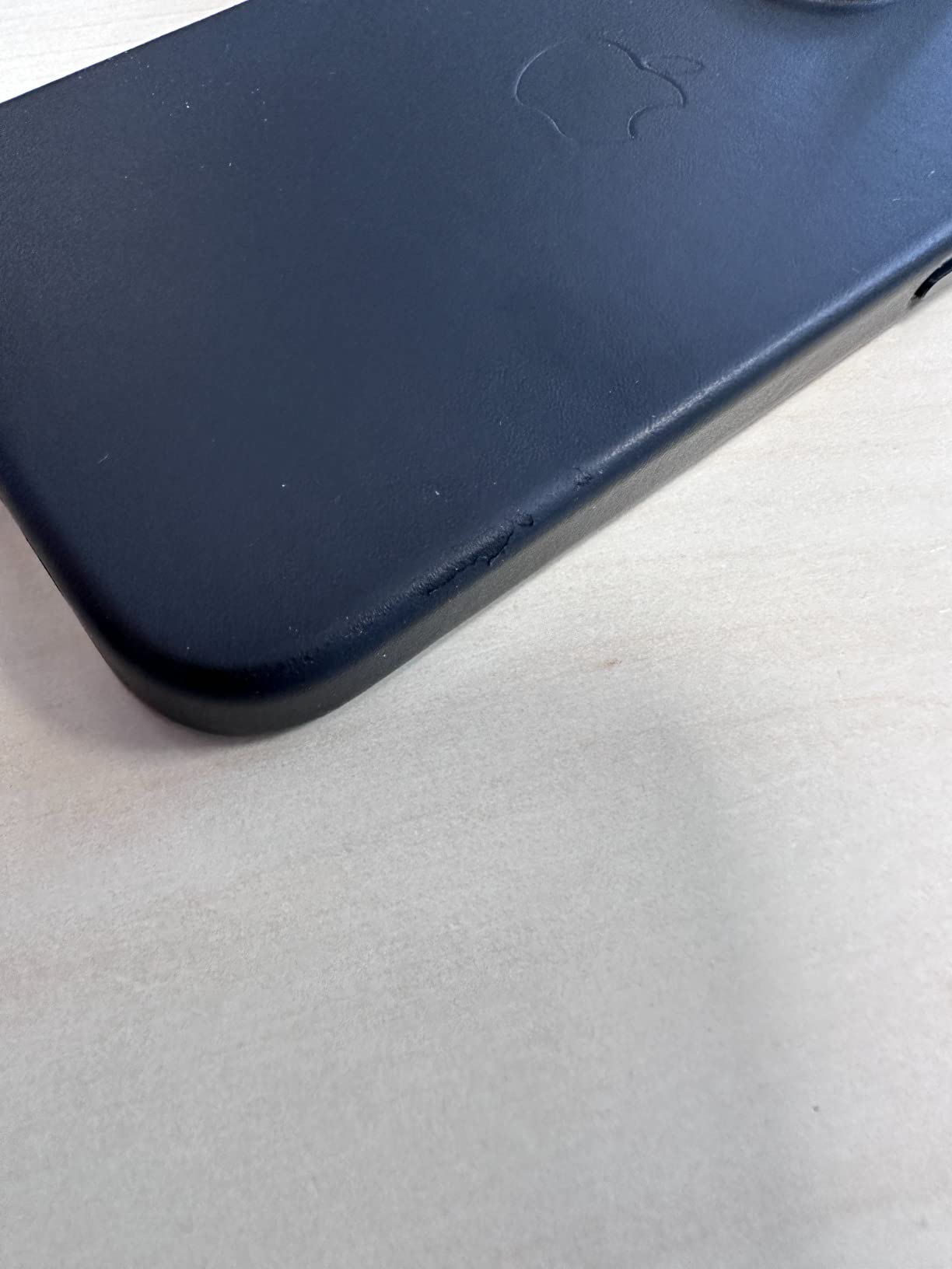 Apple iPhone 14 Pro Leder Hülle MagSafe Umbra