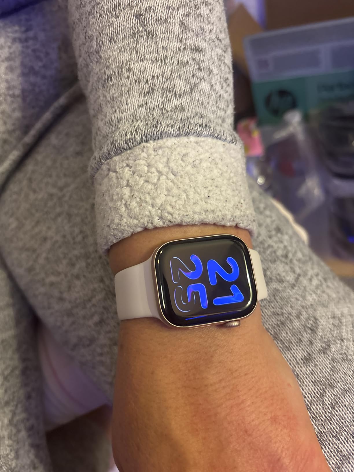 Apple Watch Series 11 GPS 46mm Smartwatch Silber Nebelviolett