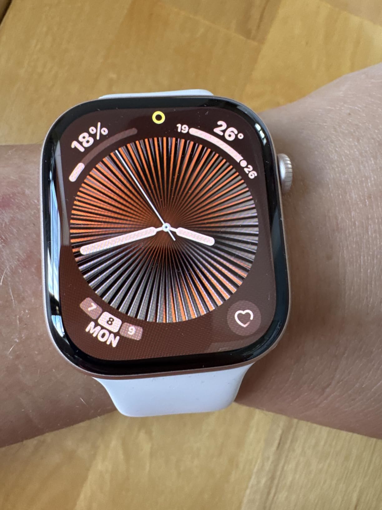 Apple Watch Series 11 GPS 46mm Smartwatch Silber Nebelviolett