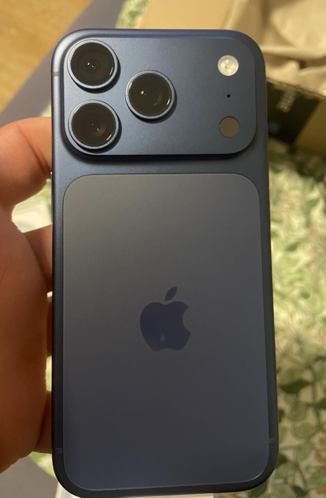 Apple iPhone 17 Pro Smartphone 512GB Cosmic Orange 120Hz