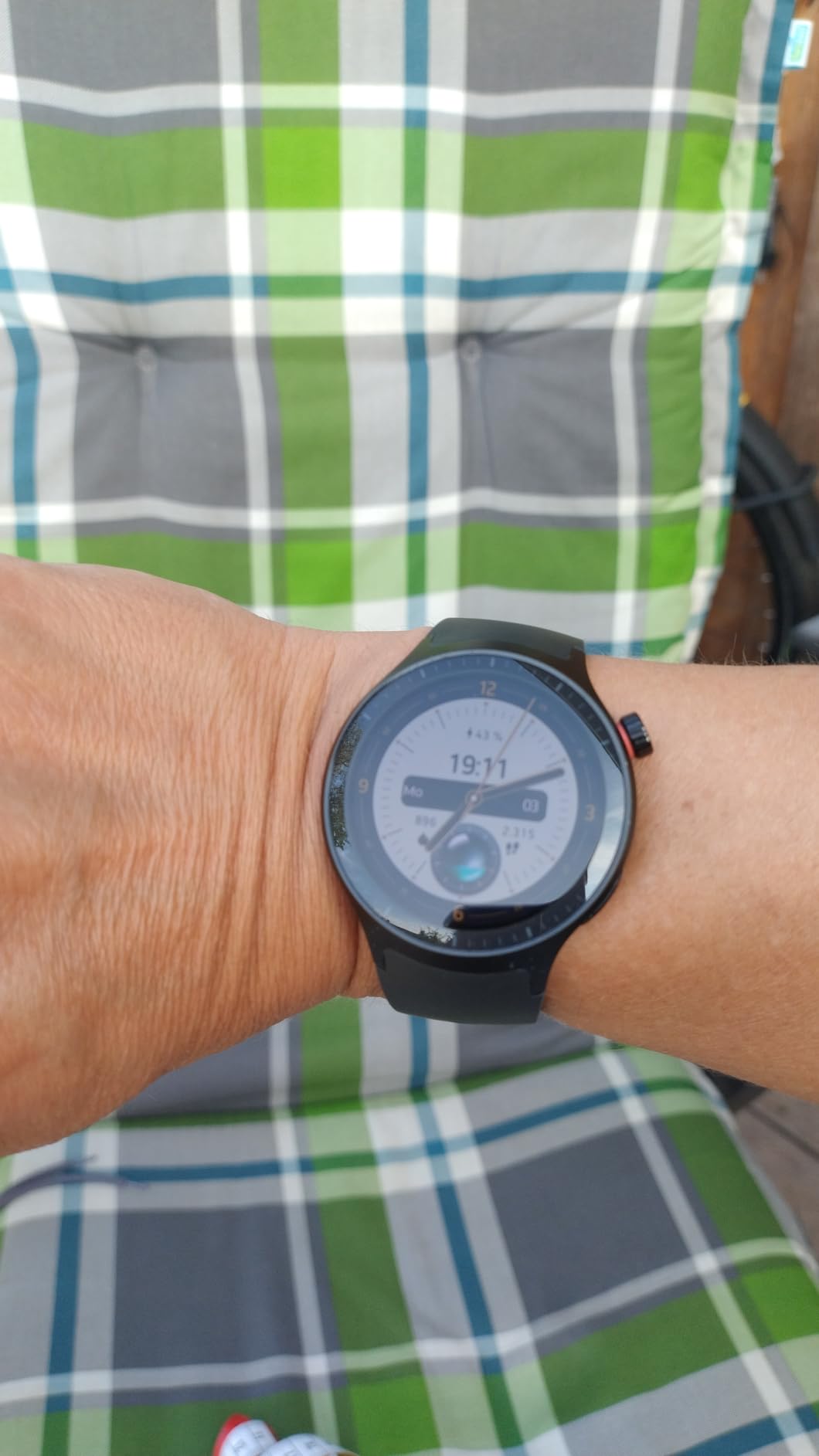 Motorola Moto Watch Polar Smartwatch 47mm Schwarz