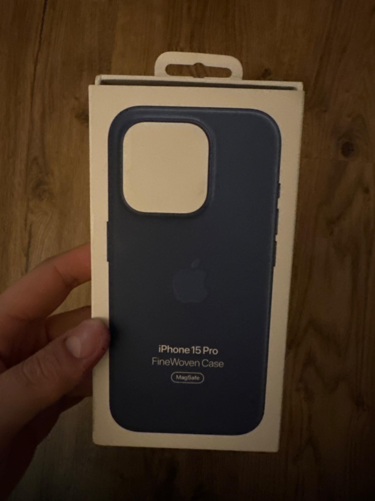 Apple iPhone 15 Pro Case Hülle MagSafe Mulberry