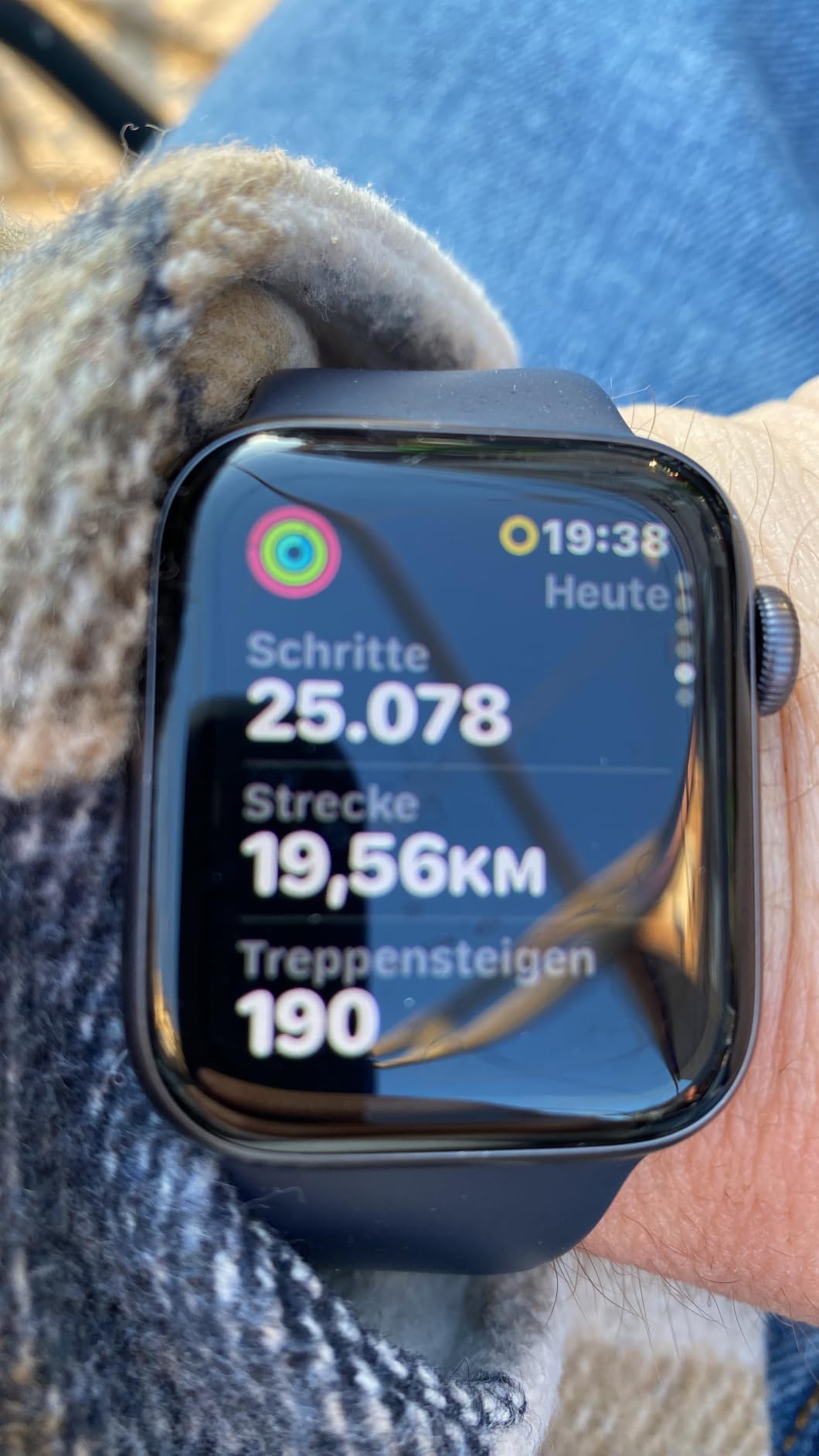 Apple Watch SE 3 GPS 40mm Smartwatch Mitternacht M/L