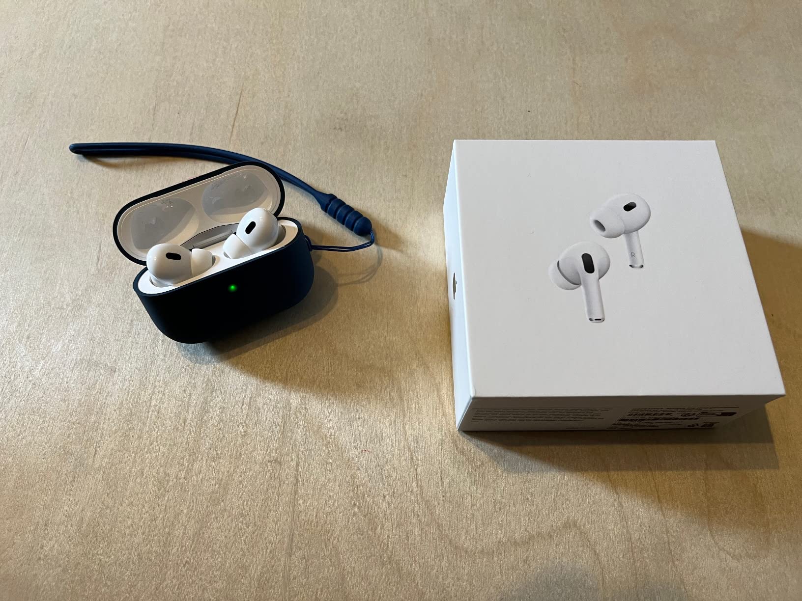 Apple AirPods Pro 2. Generation Kopfhörer MagSafe Weiß