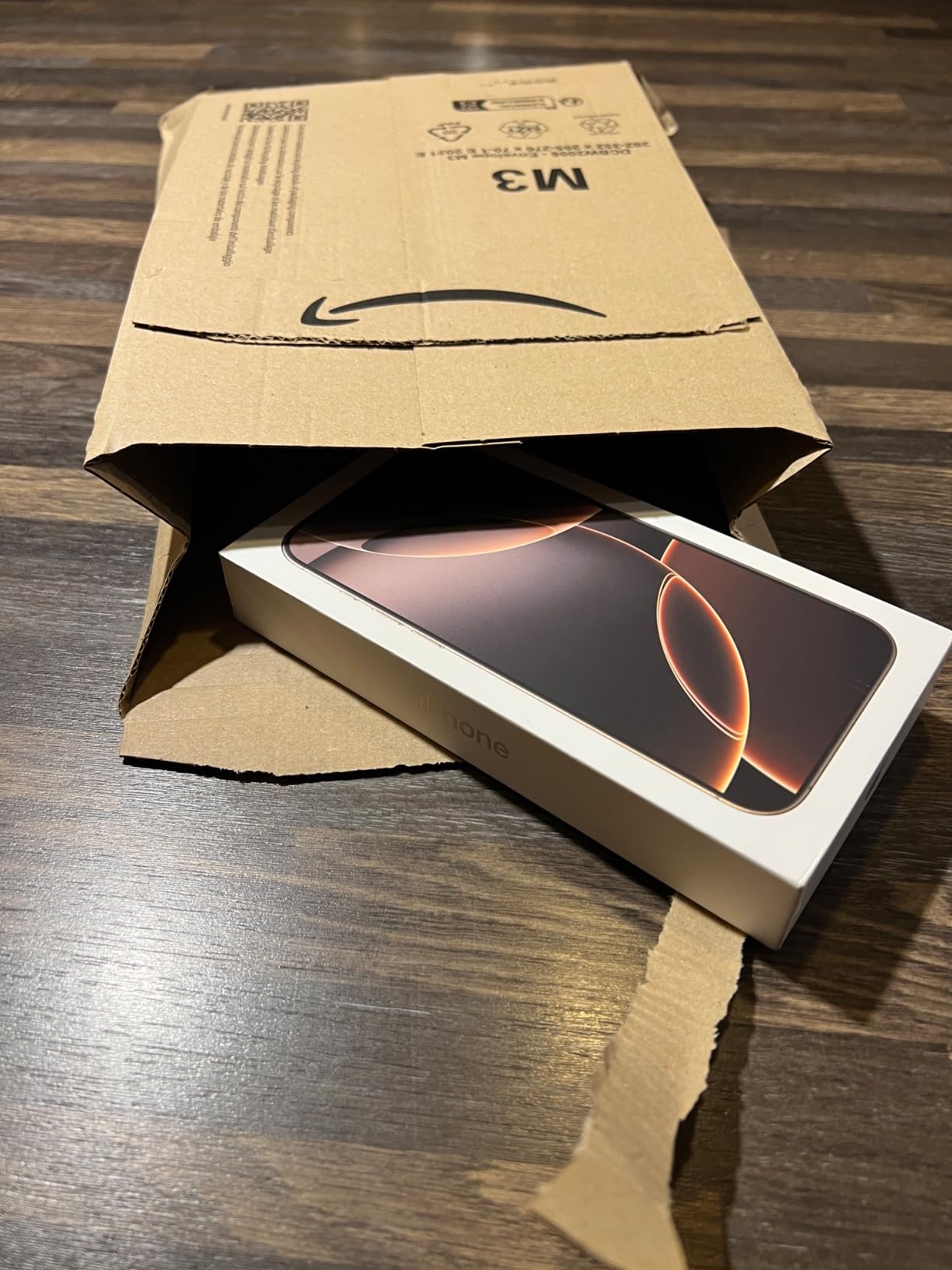 Apple iPhone 16 Pro Max Smartphone 1 TB Titan Weiß 5G