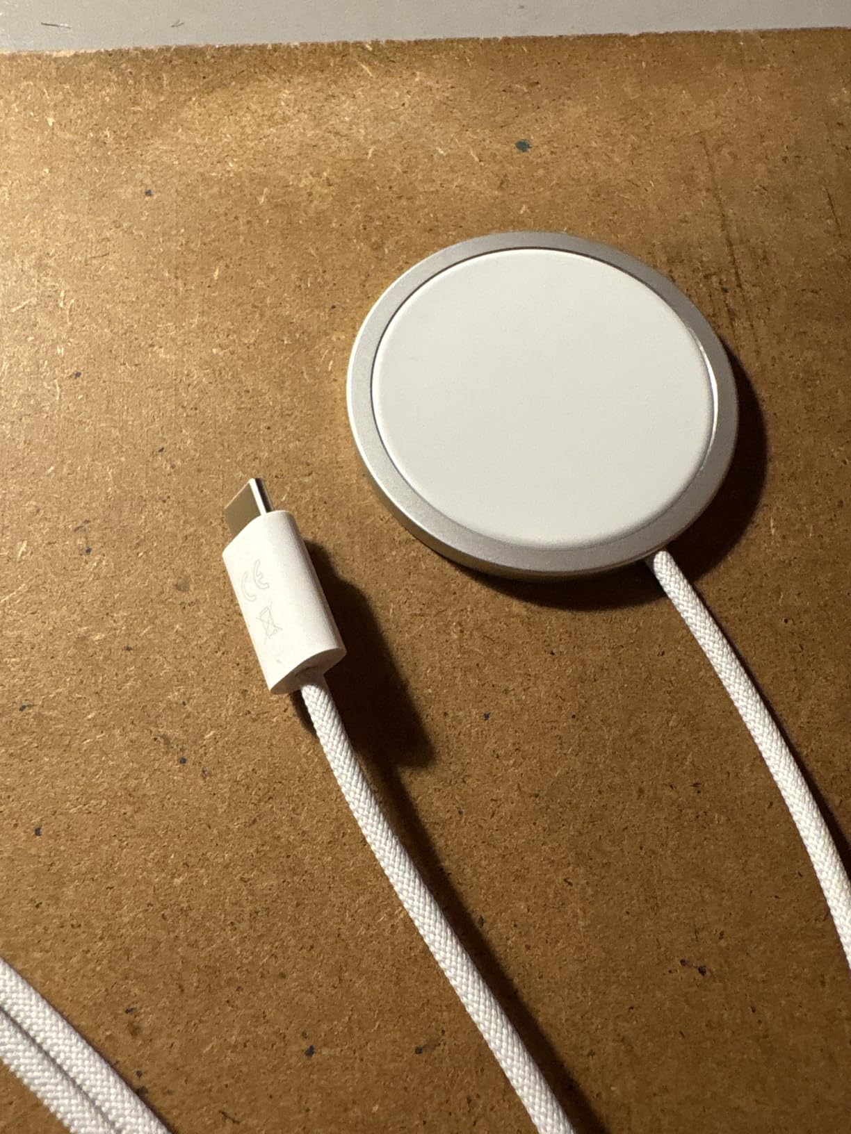 Apple MagSafe Ladegerät 1 m kabelloses Ladegerät 25W