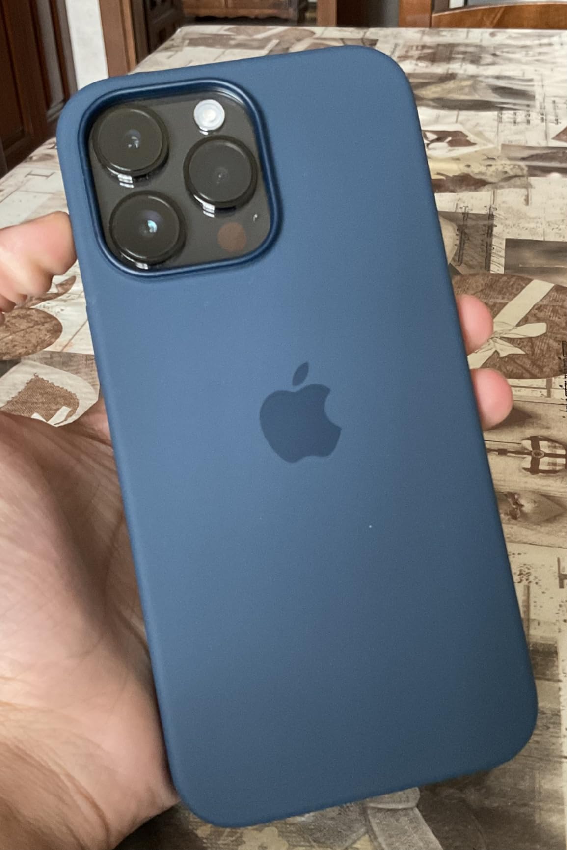 Apple iPhone 14 Pro Max Silikon Hülle mit MagSafe Himmel