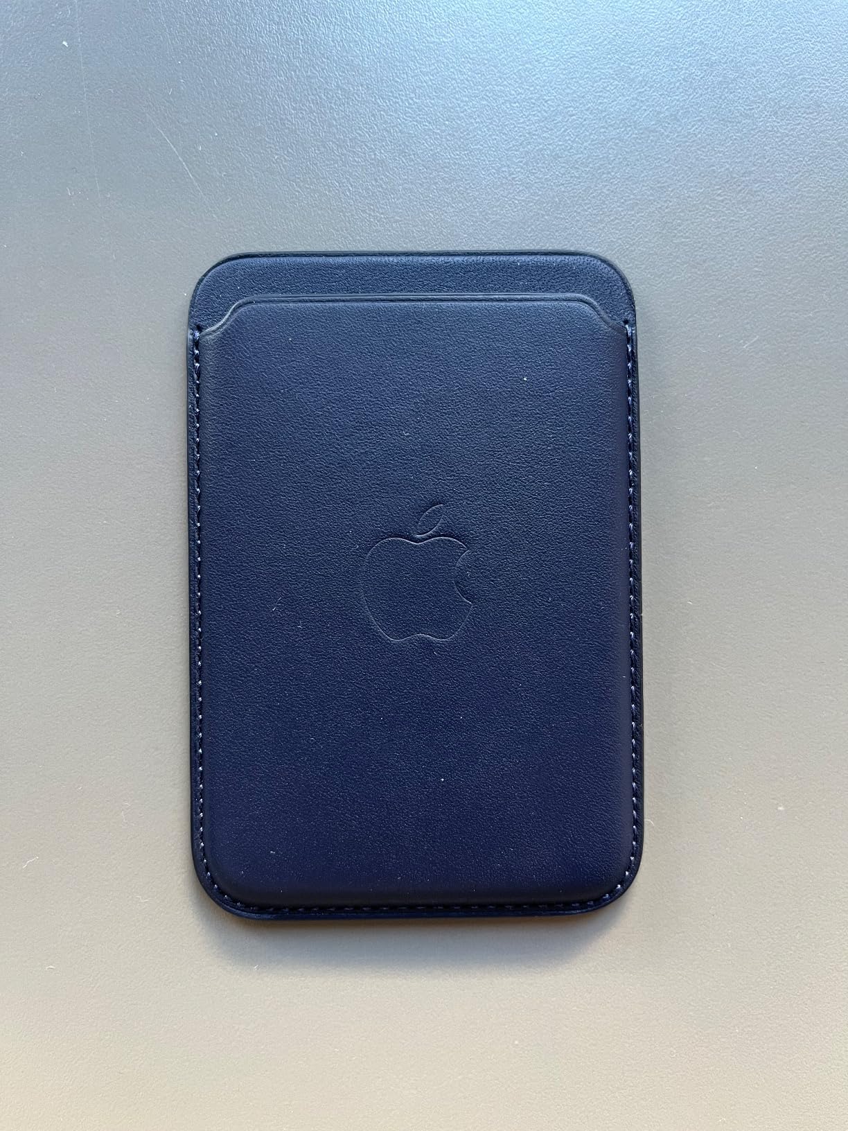 Apple iPhone Leder Wallet Kartenetui Waldgrün MagSafe 3 Karten
