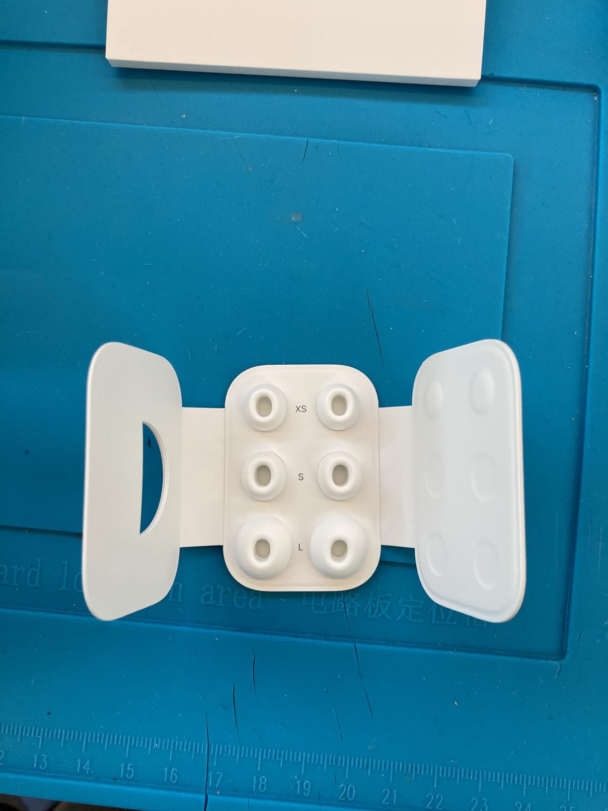 Apple AirPods Pro 2. Generation Kopfhörer MagSafe Weiß