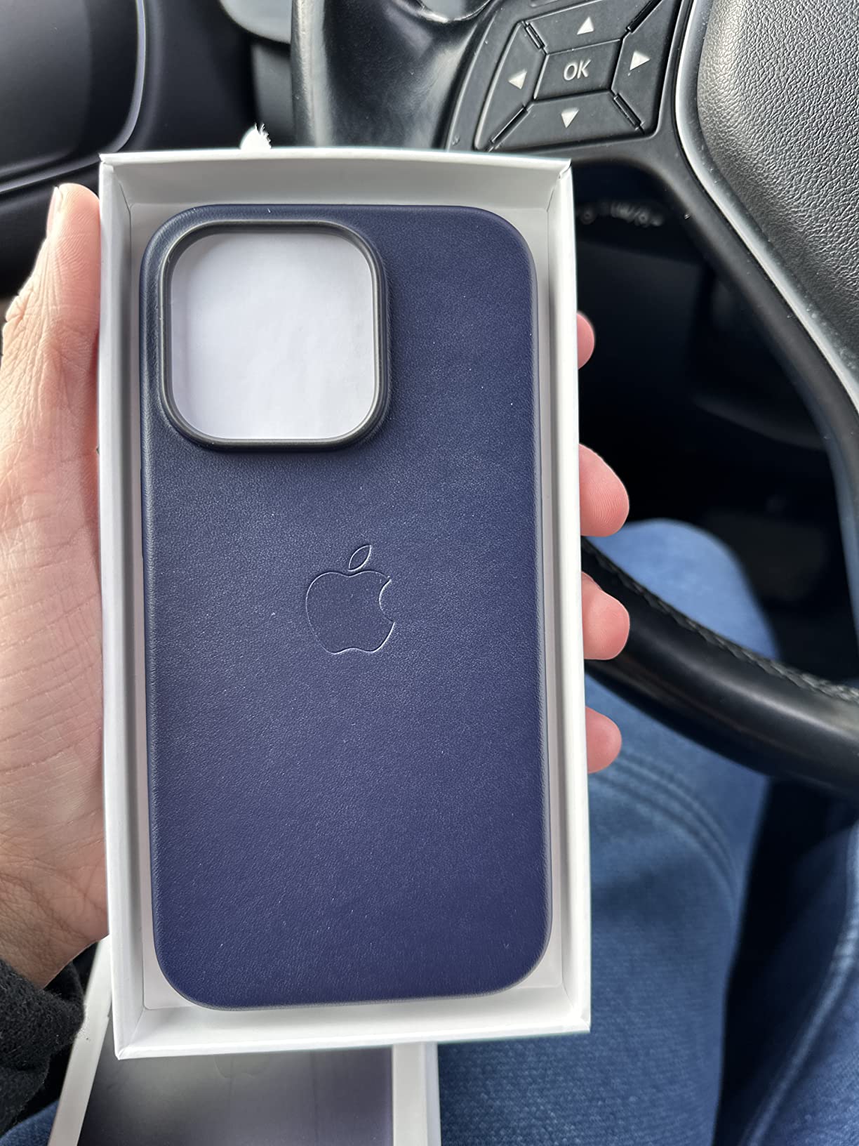 Apple iPhone 14 Pro Leder Hülle MagSafe Umbra