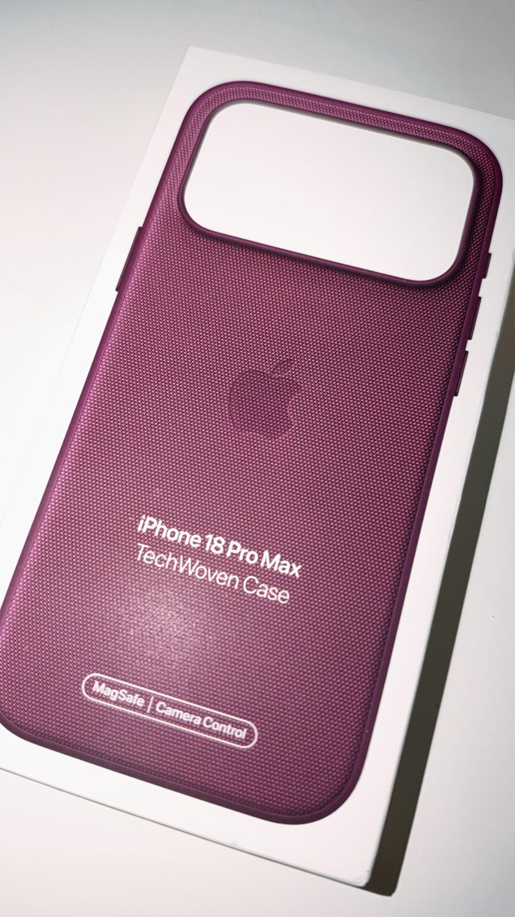 Apple iPhone 18 Pro Max Hülle Burgunder Gewebe