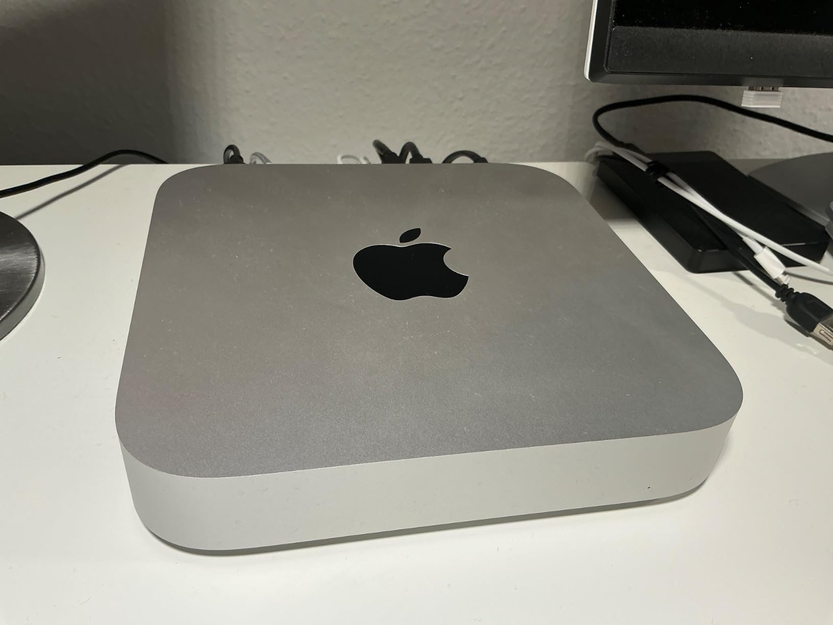 Apple Mac mini Desktop M2 Pro 16GB 512GB Gigabit Ethernet