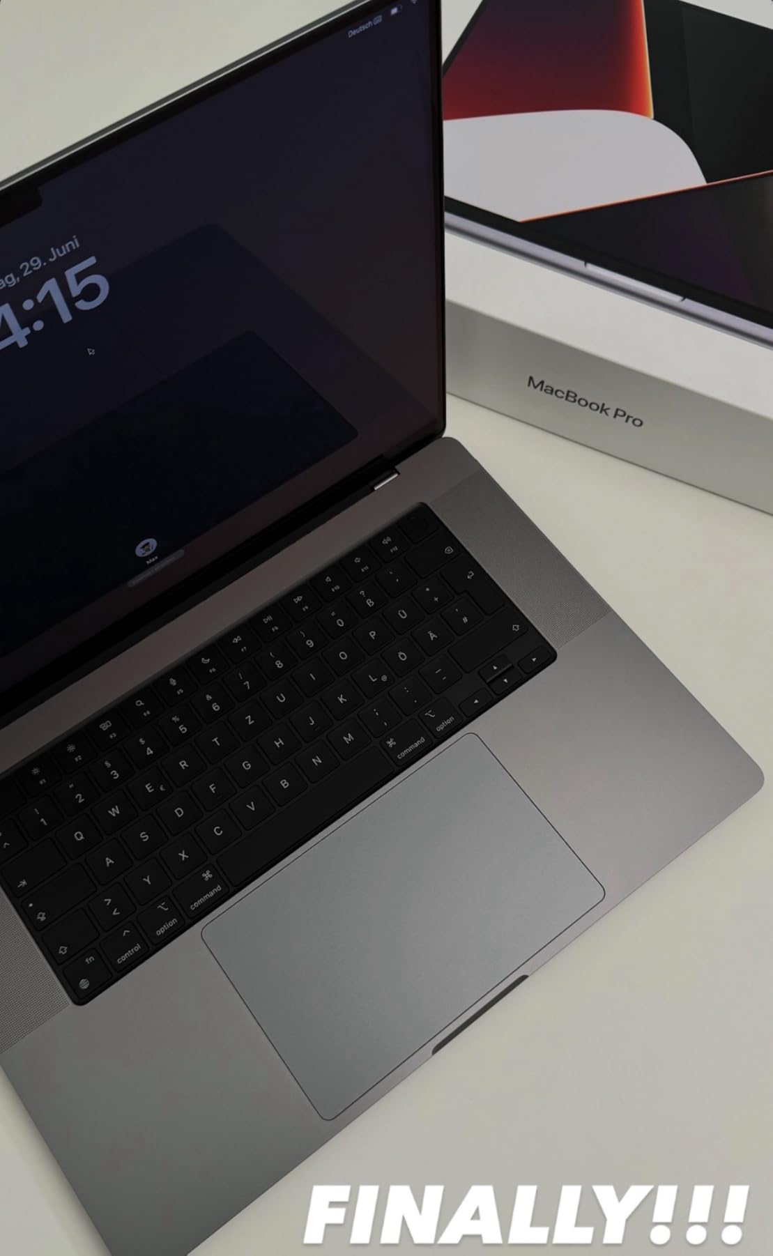Apple MacBook Air 13 M4 Laptop 16GB 256GB Polarstern
