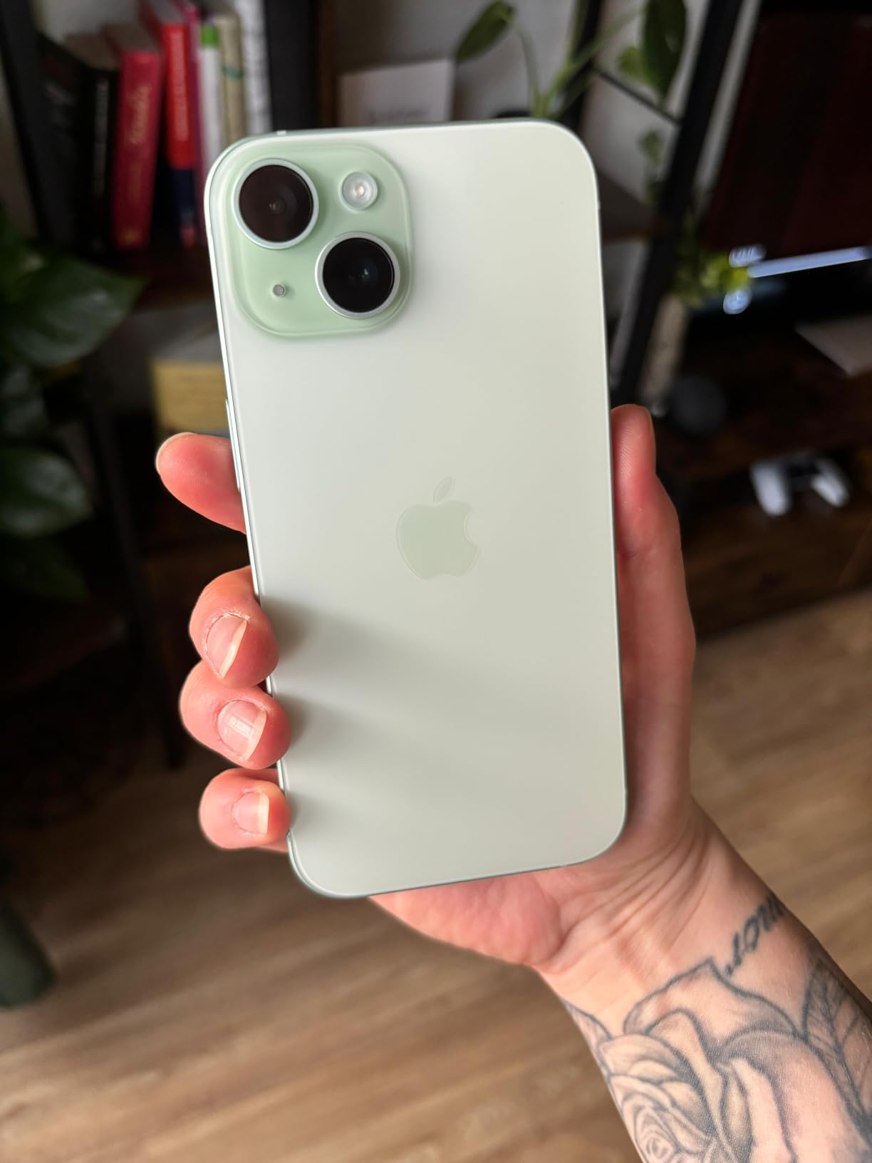 Apple iPhone 15 Smartphone blau 256GB 48MP