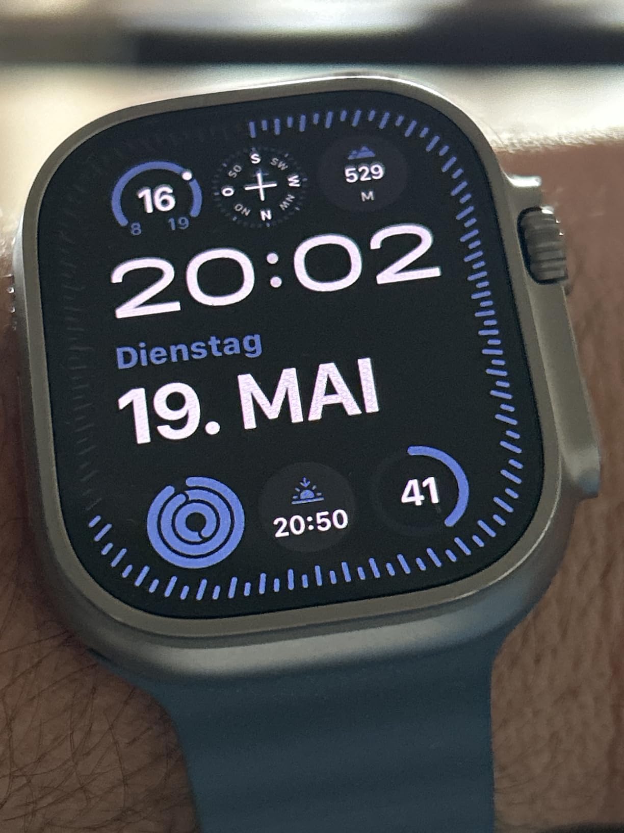 Apple Watch Ultra 3 49mm Titan Ocean Band Maritimblau