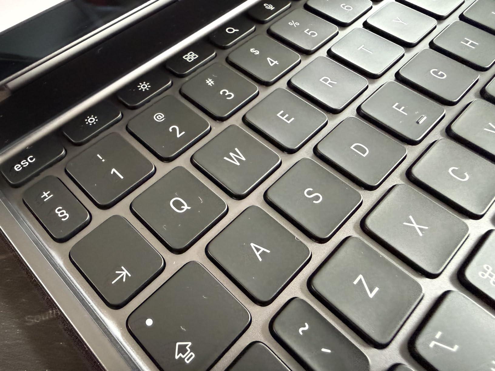 Apple iPad Magic Keyboard Case 11" iPad Pro M4 Tastatur Weiß