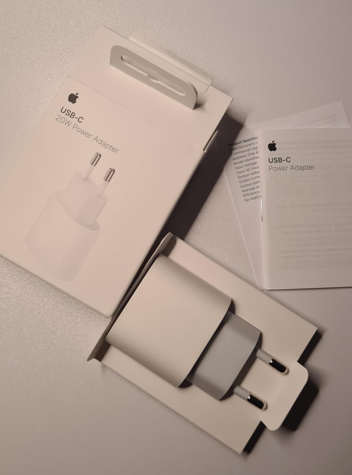 Apple 20W USB-C Netzteil ohne Kabel Schnellladen