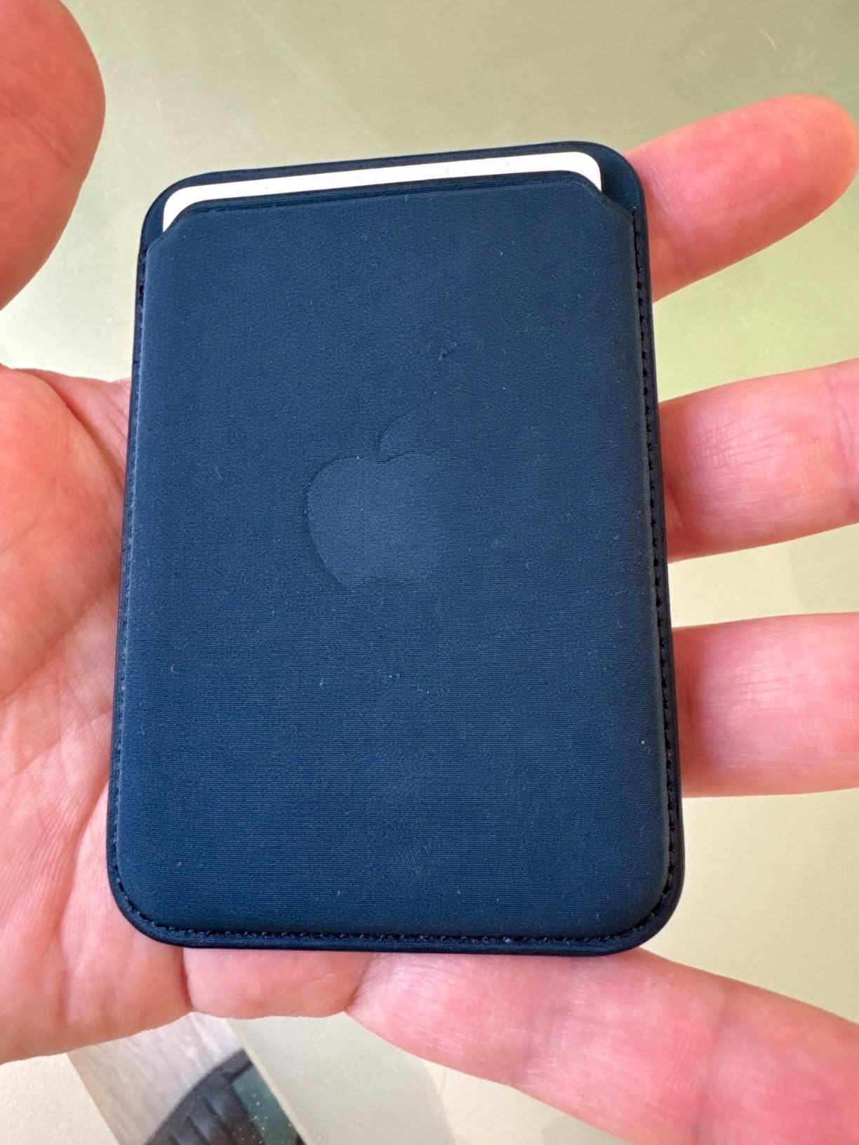 Apple iPhone Wallet Kartenetui MagSafe Brombeere