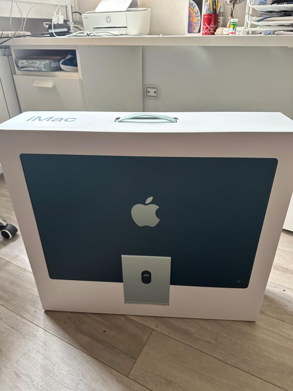 Apple iMac 2023 M3 24 Zoll 4.5K 8GB/512GB Silber