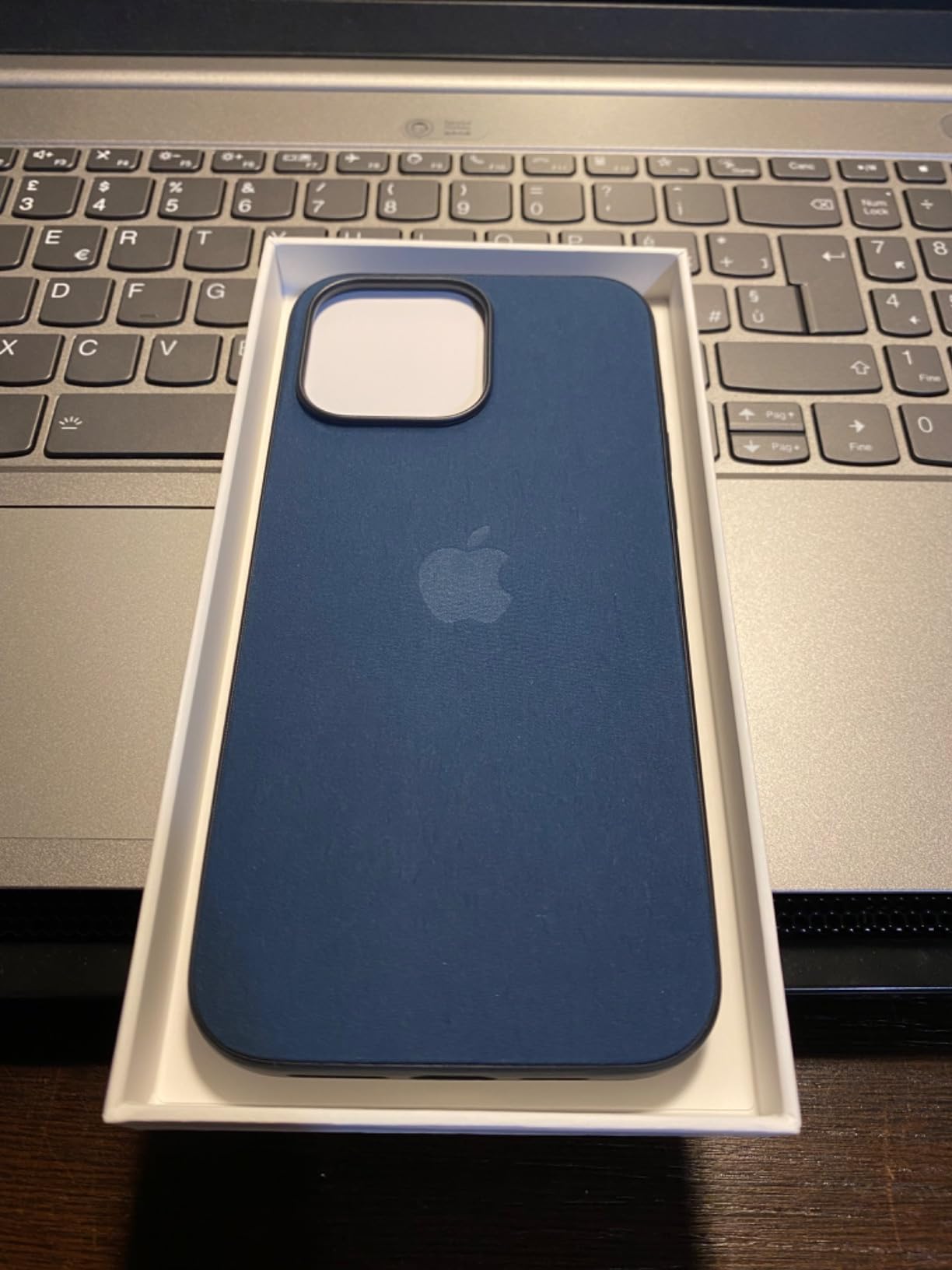 Apple iPhone 15 Pro Max Case Hülle Pazifikblau