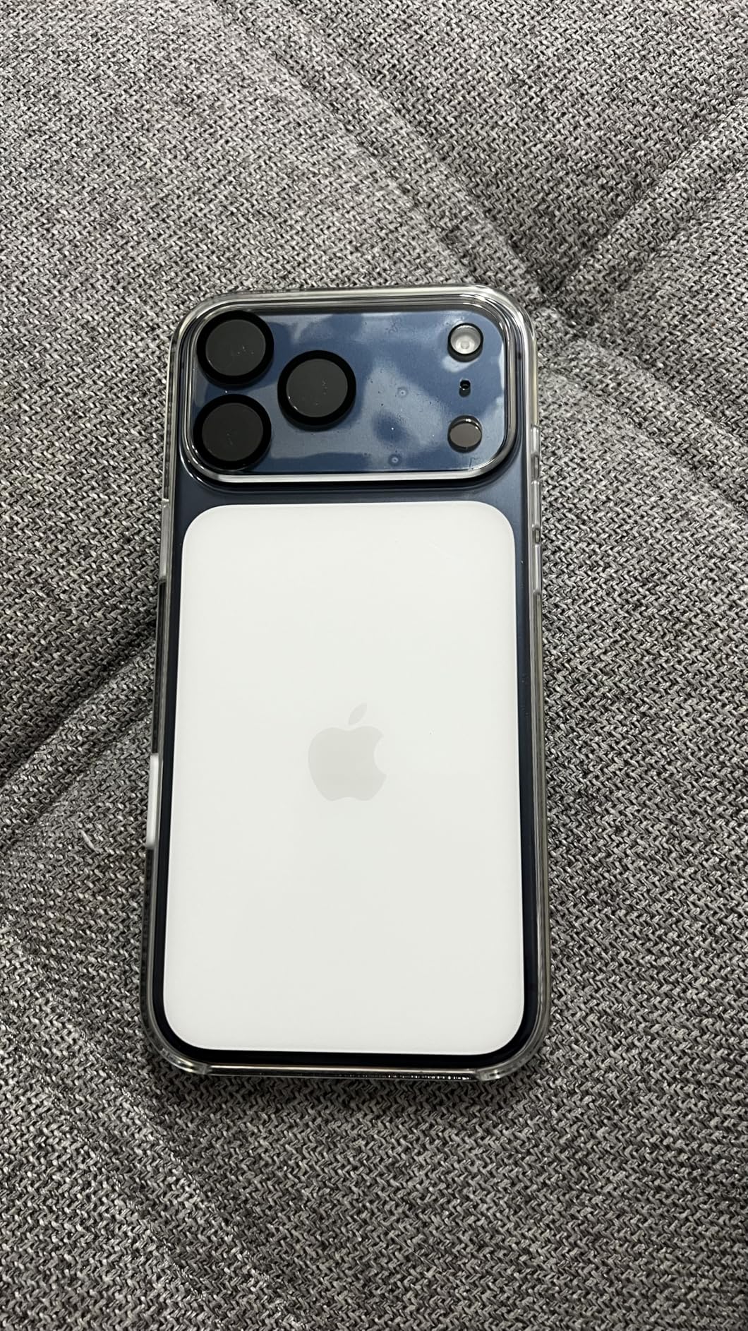 Apple iPhone 17 Pro Max Clear Case Handyhülle transparent
